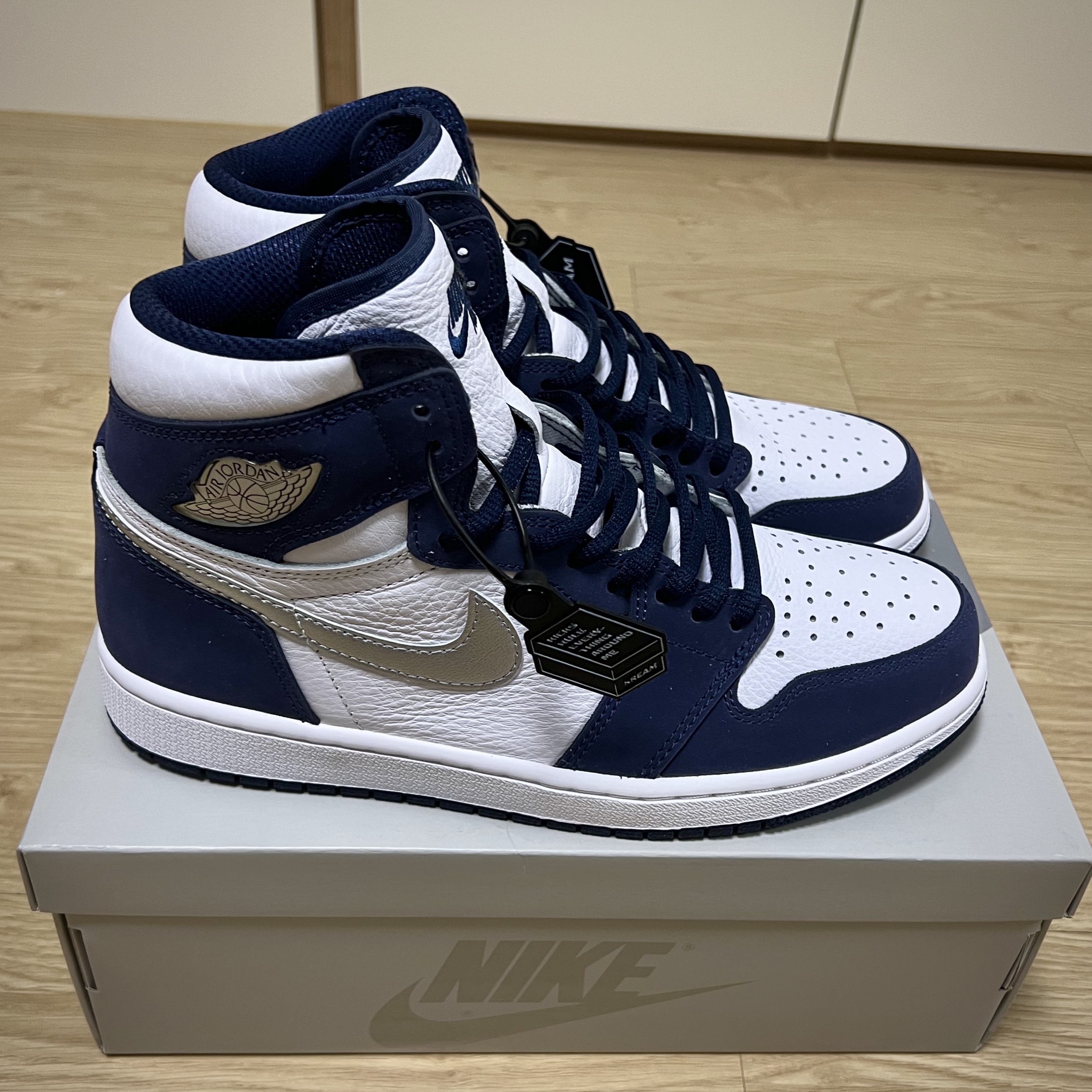 Jordan 1 Retro High OG CO.JP Midnight Navy 착용 스타일 - 1