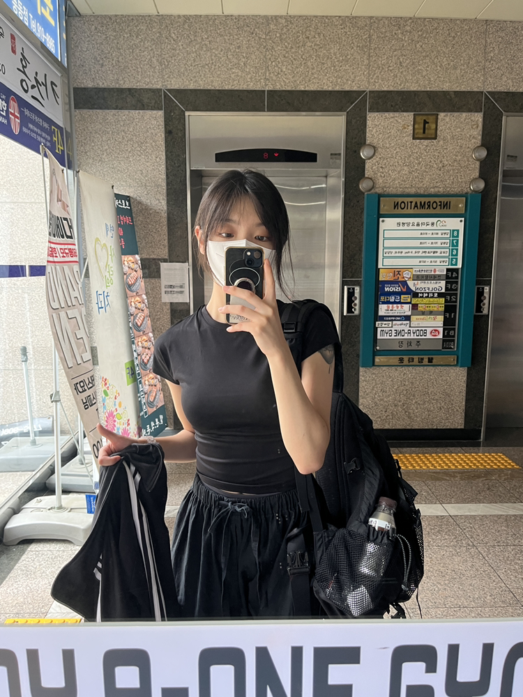KREAM 프로필 이미지