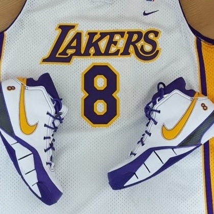 Nike Kobe 1 Protro Final Seconds 착용 스타일