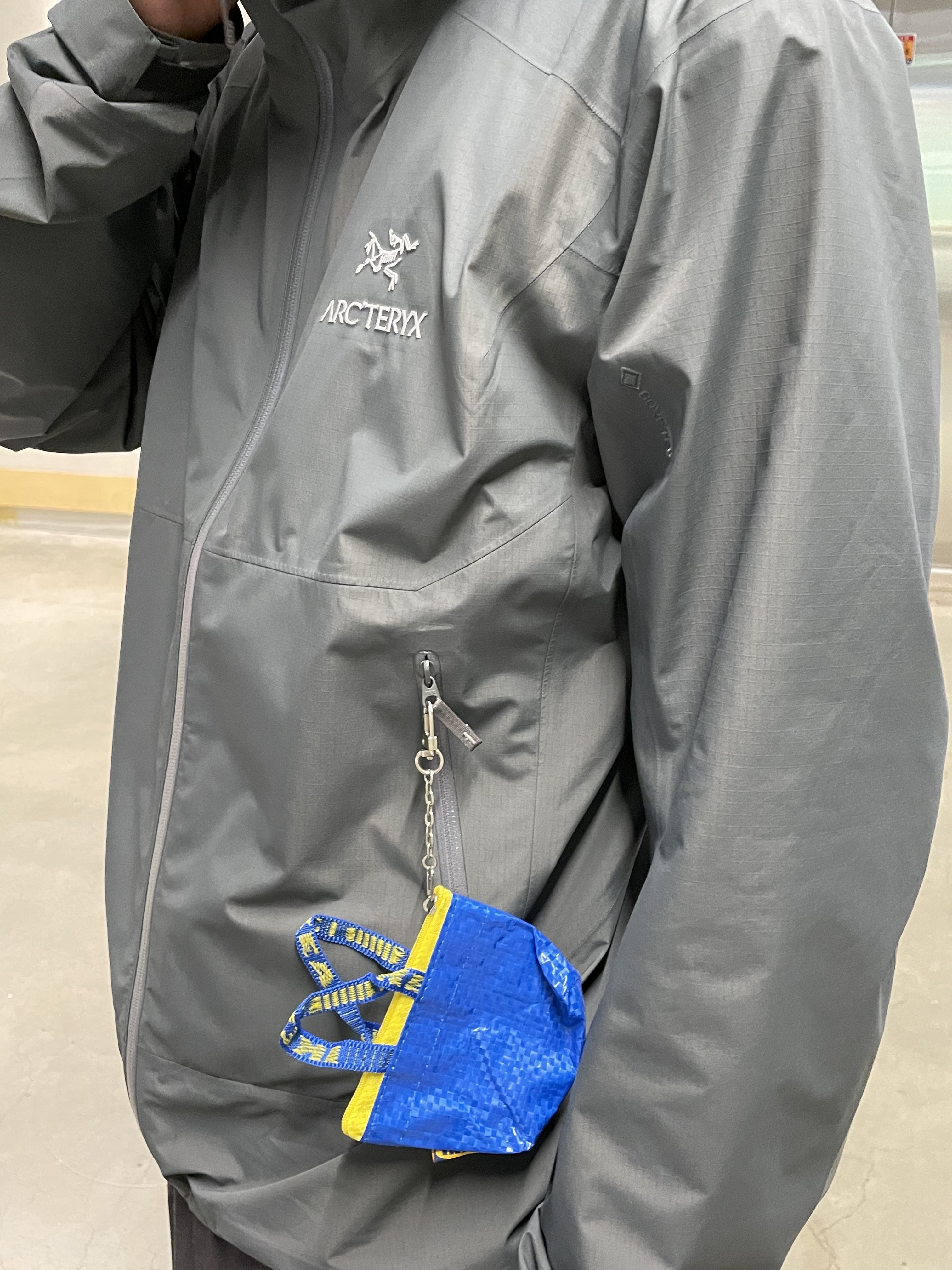 Nike x Stussy Cuff Beanie, Arc'teryx Zeta SL Jacket Microchip 착용 스타일 - 3