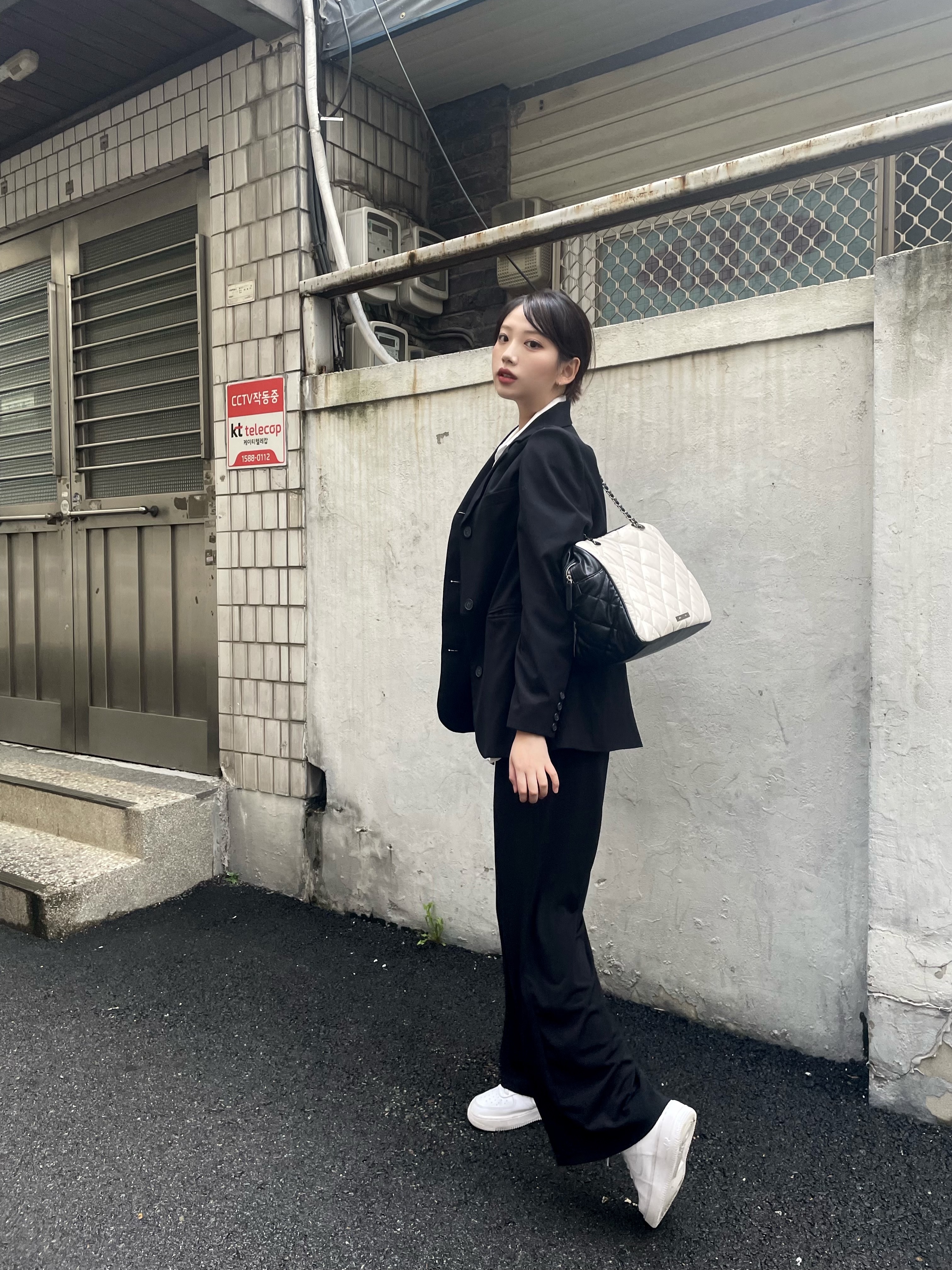 Nike Air Force 1 '07 Low White, (W) Nike Air Force 1 '07 Low White 착용 스타일