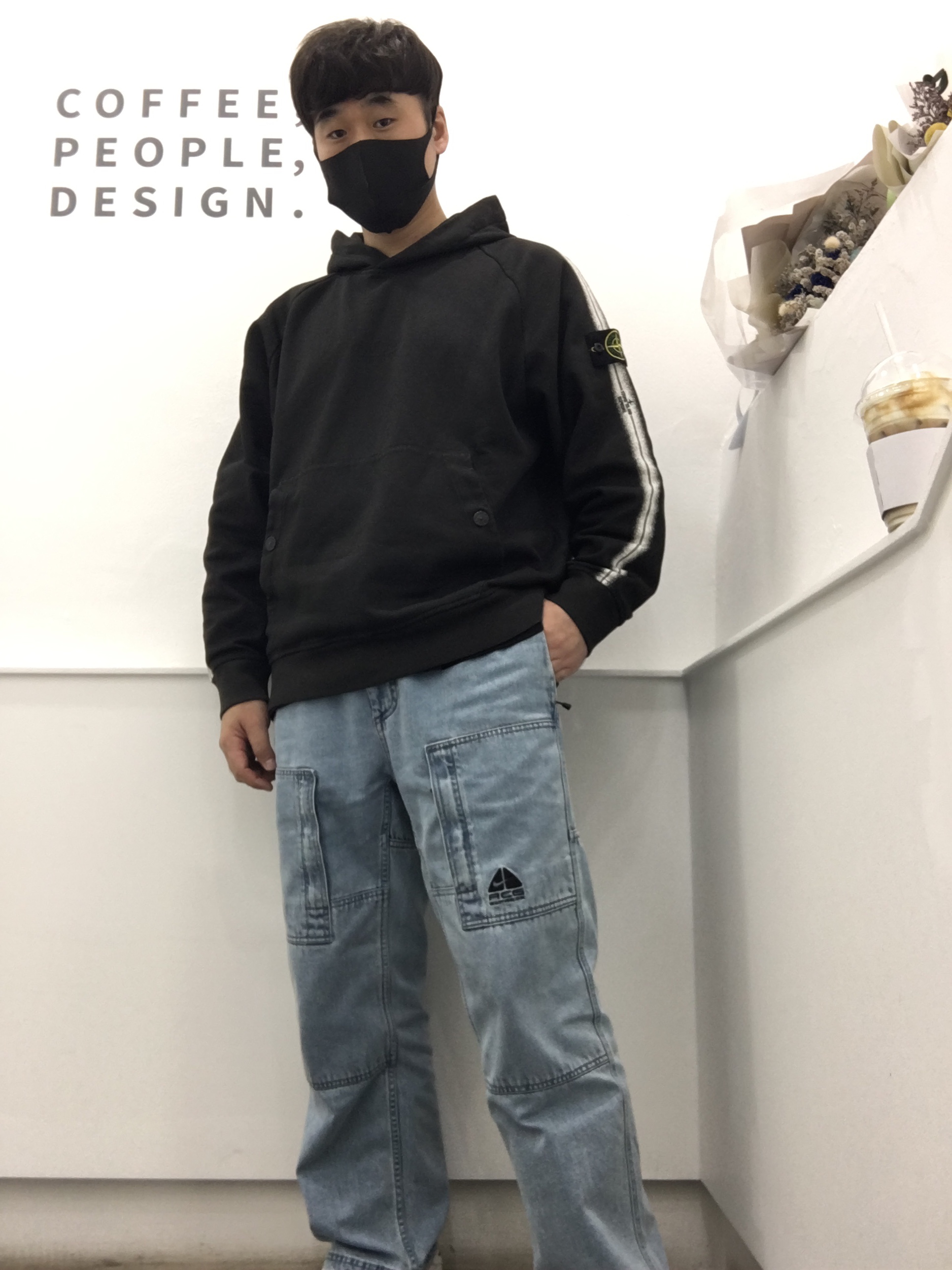 Supreme x Stone Island Stripe Hooded Sweatshirt Black - 22SS, Supreme x Nike ACG Belted Denim Pants Washed Blue - 22FW 착용 스타일 - 2