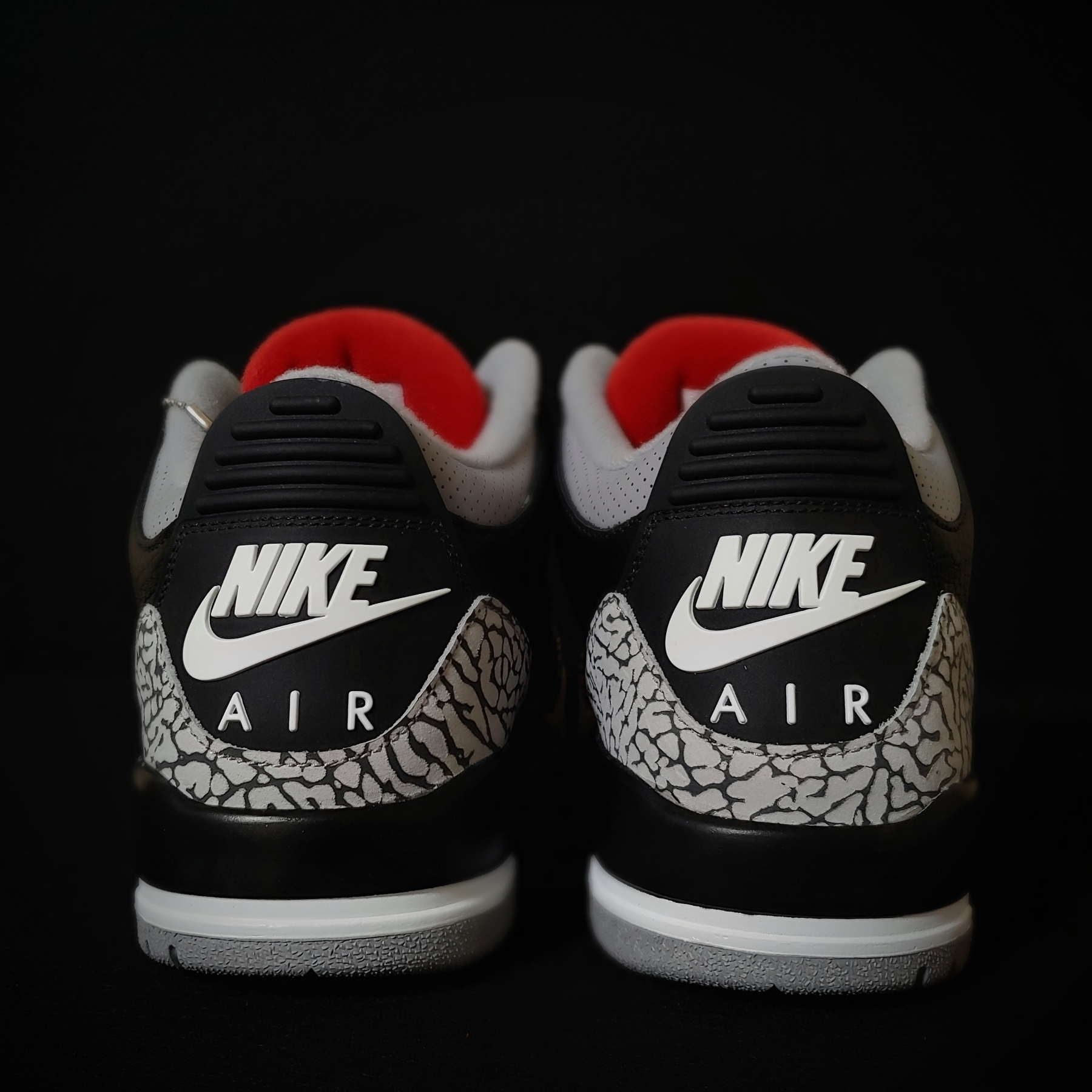 Jordan 3 Retro OG Black Cement 2018 착용 스타일 - 3