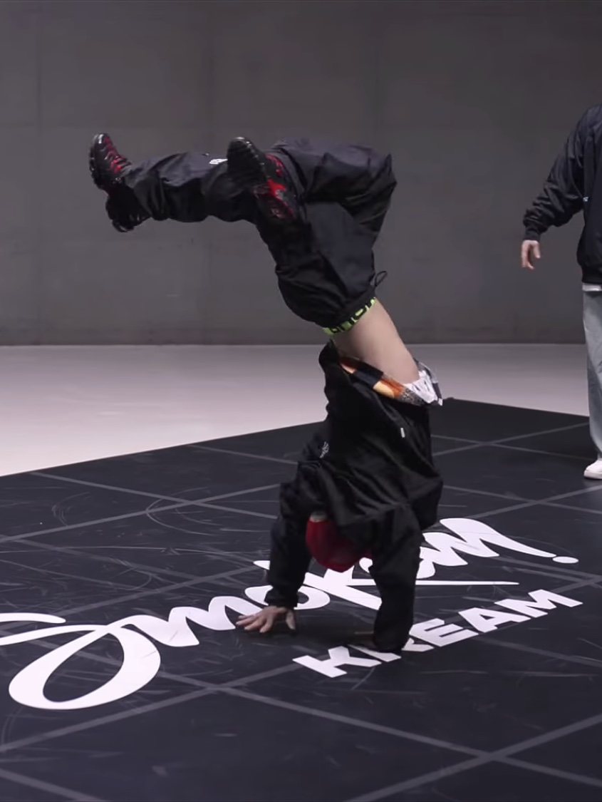 Supreme x Nike ACG Belted Denim Pants Black - 22FW, Nike ACG Iceland Map T-Shirt Summit White - US/EU 착용 스타일 - 2