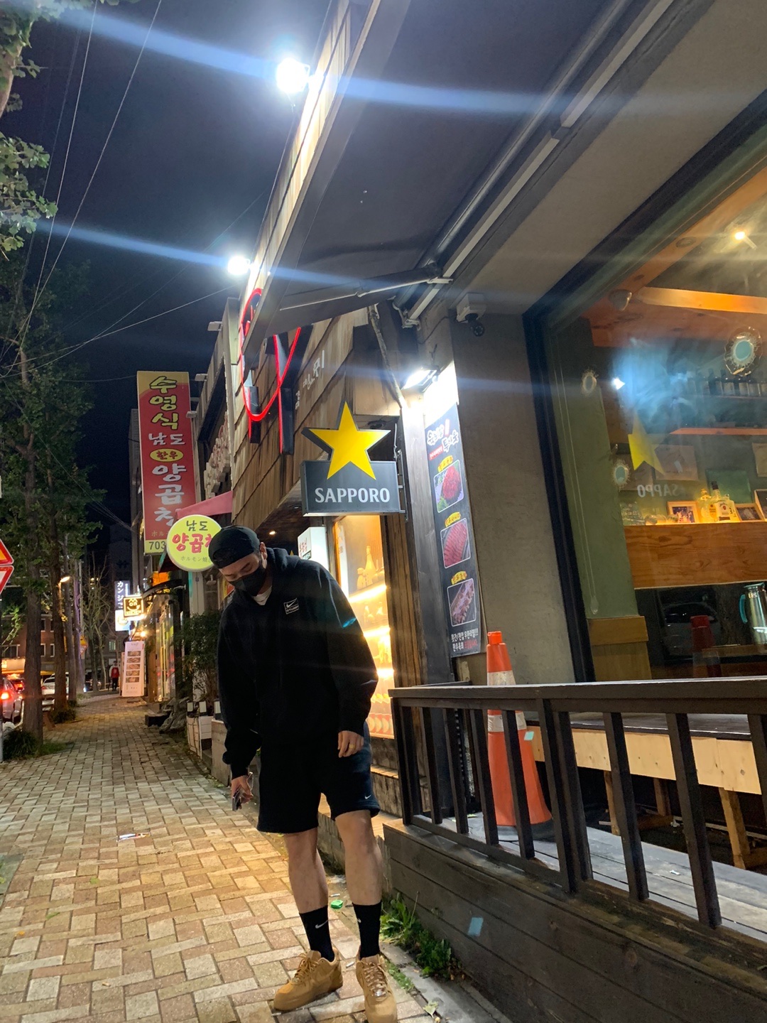 Nike x Stussy NRG RA Washed Pullover Hoodie Black (DN4028-010), Nike NRG Solo Swoosh Fleece Shorts Black - Asia 착용 스타일