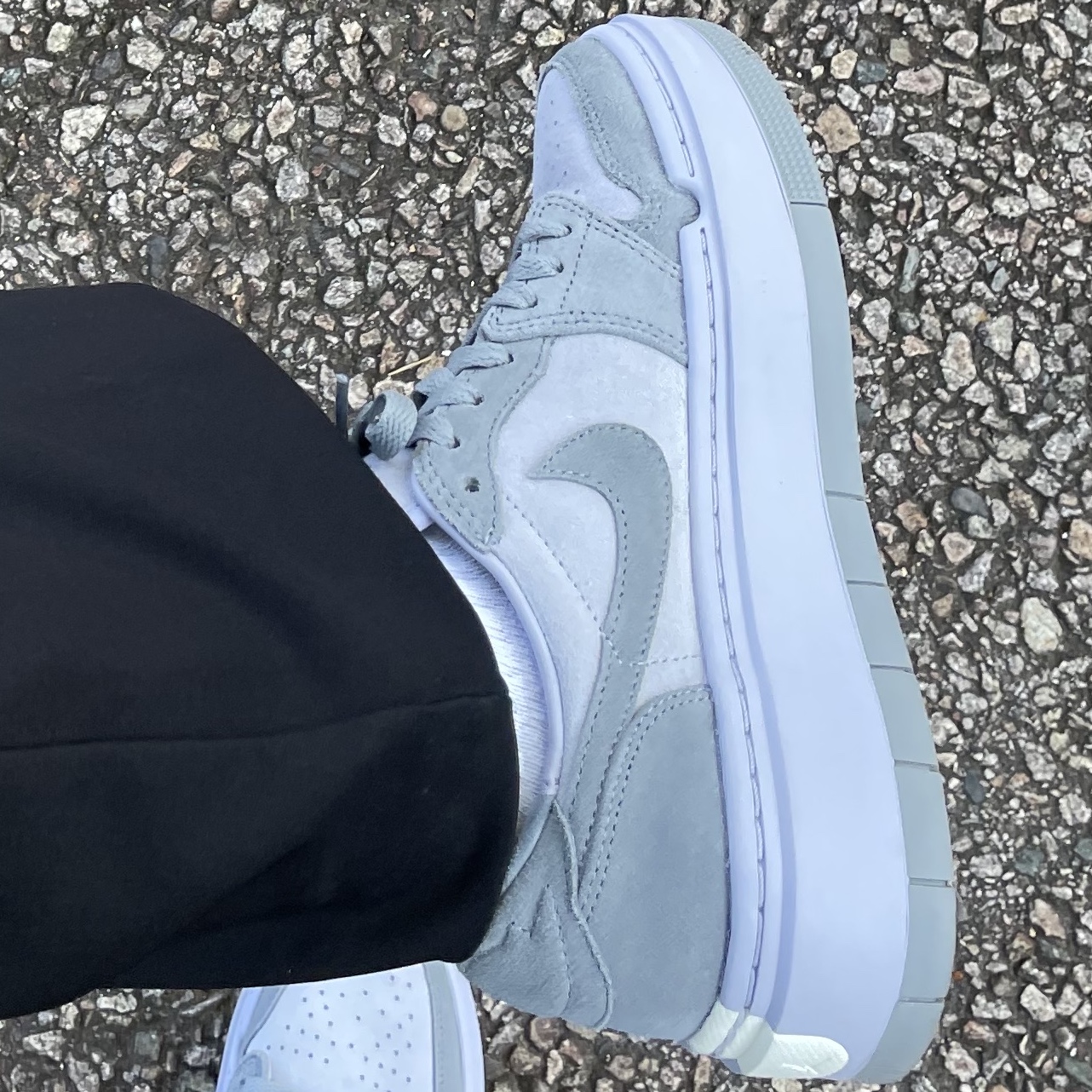 (W) Jordan 1 Elevate Low Stealth 착용 스타일 - 2