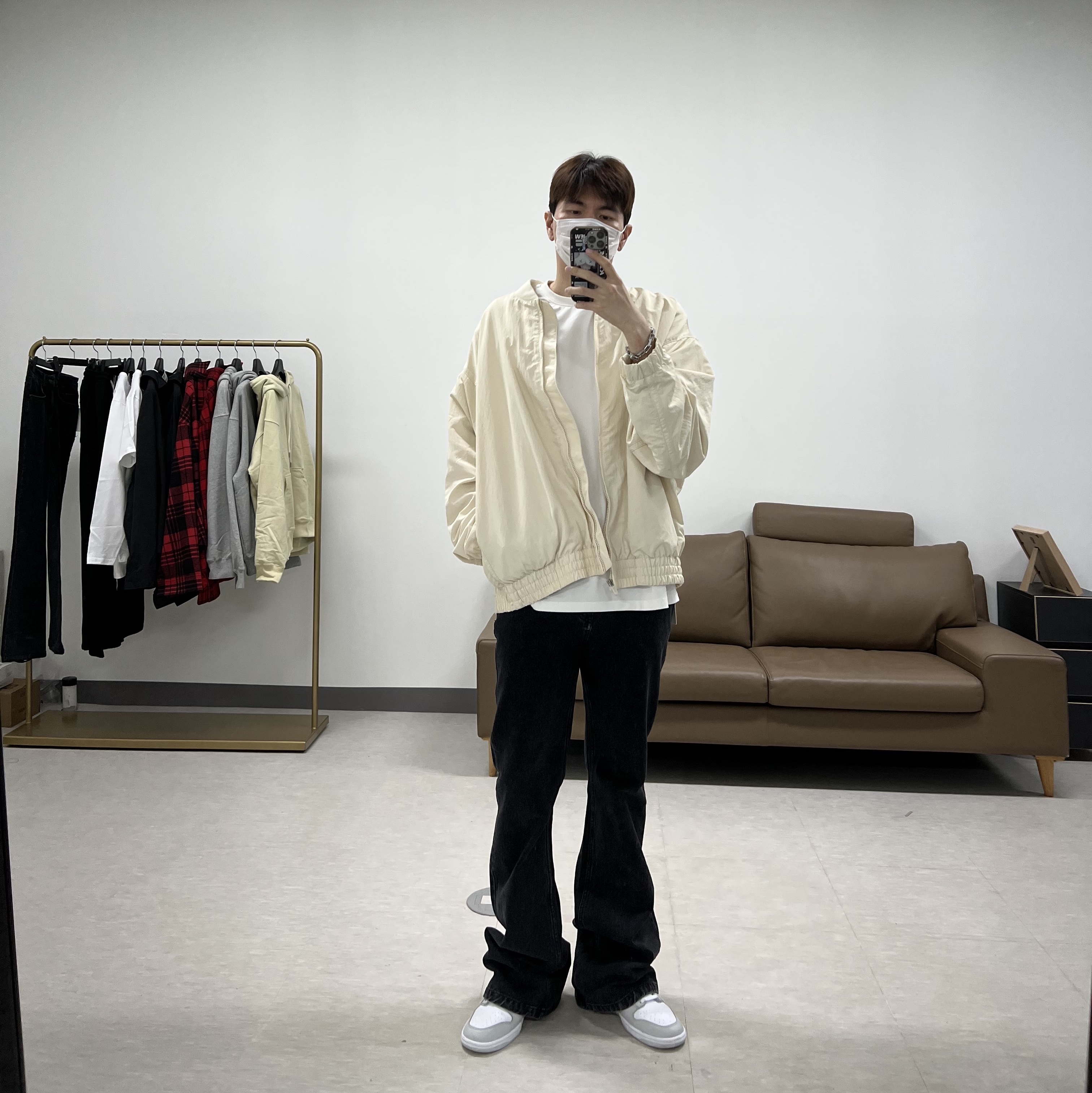 Nike Dunk Low Retro Wolf Grey, Nike x Fear of God Basketball Jacket String 착용 스타일 - 2