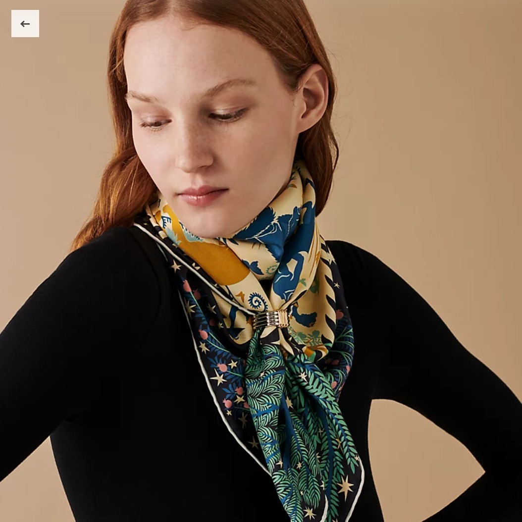 (W) Hermes Sous Le Charme D'Orphee Double Face Scarf 90 Marine Creme Vert 착용 스타일