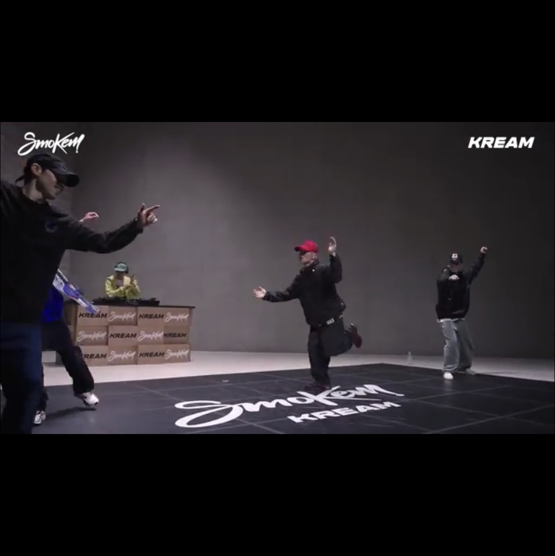 Supreme x Nike ACG Denim Pullover Washed Blue - 22FW 착용 스타일 - 2