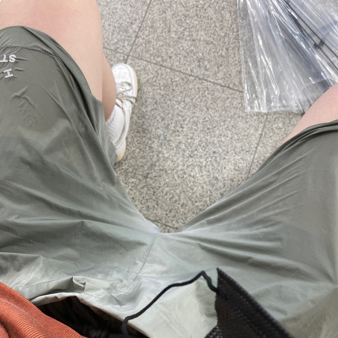 IAB Studio Woven Shorts Gray, Nike Air Force 1 '07 Low White 착용 스타일