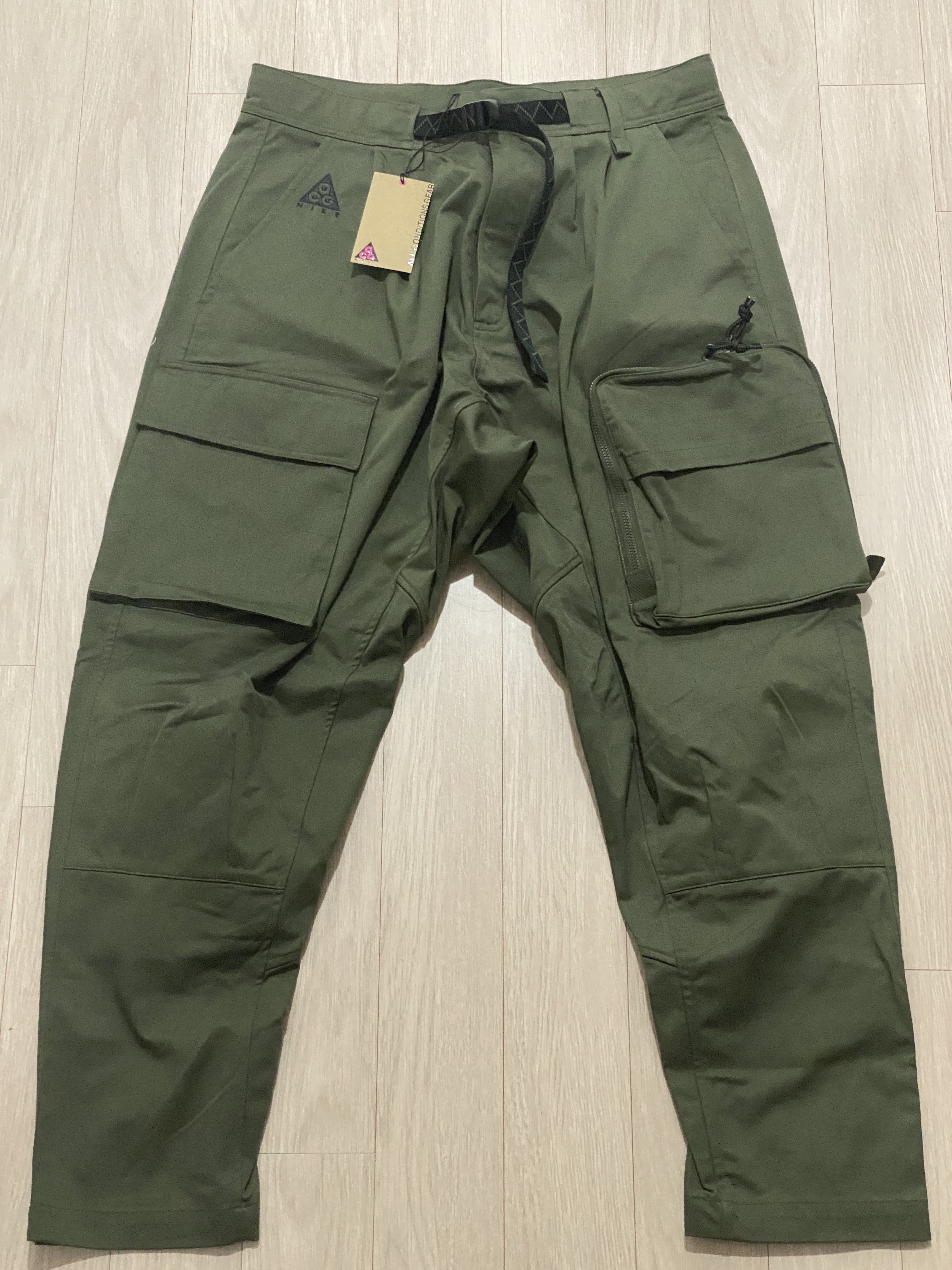 Nike ACG Cargo Pants Cargo Khaki - US/EU 착용 스타일 - 1