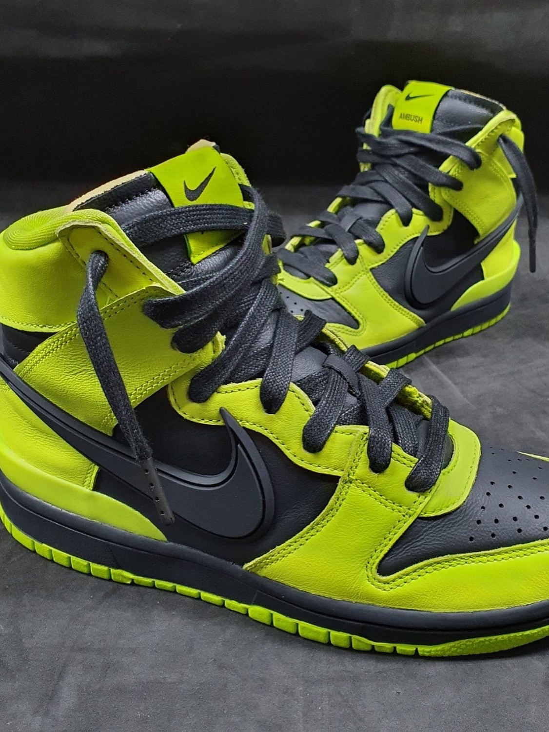 Nike x Ambush Dunk High Flash Lime 착용 스타일 - 1