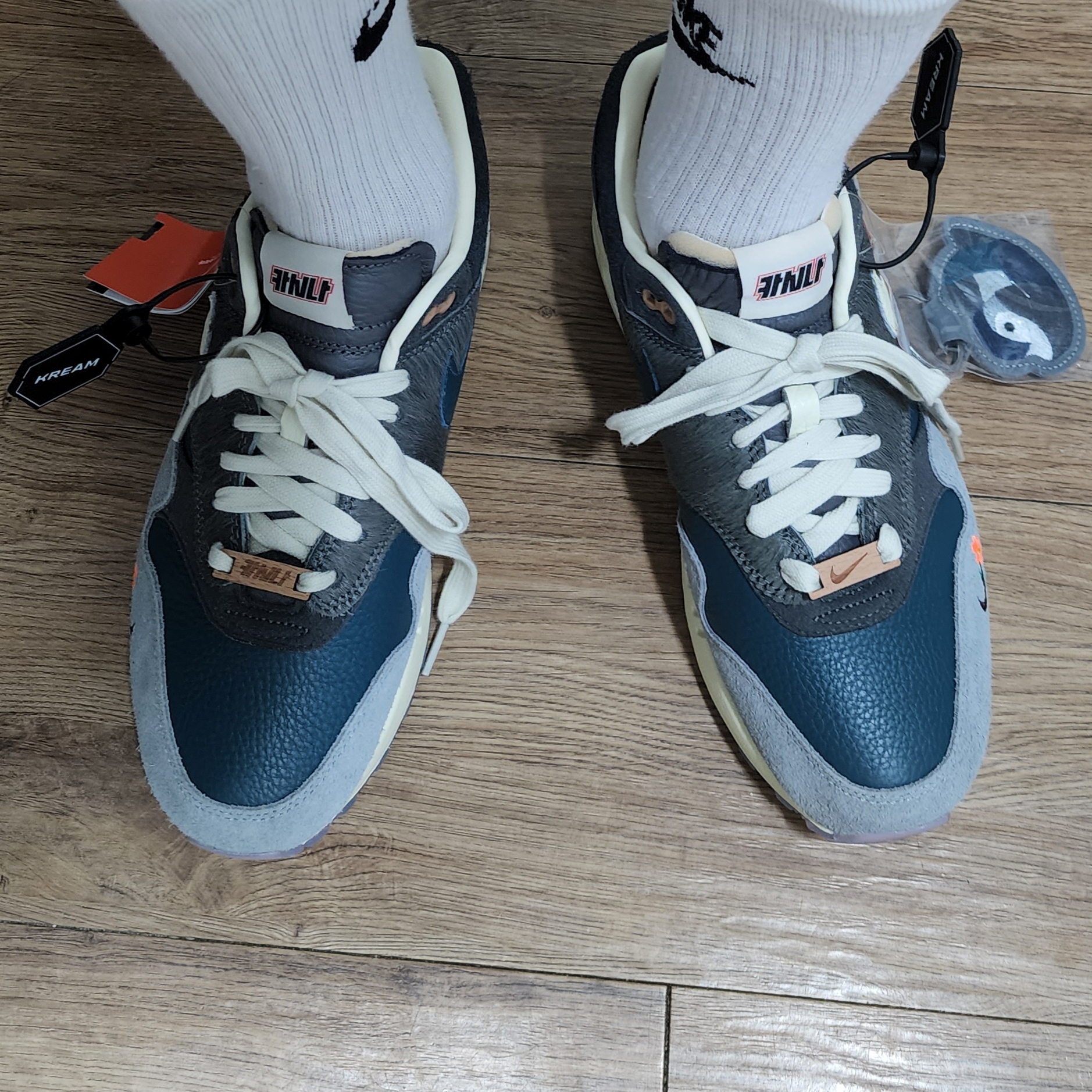 Nike x Kasina Air Max 1 SP Won-Ang Particle Grey 착용 스타일