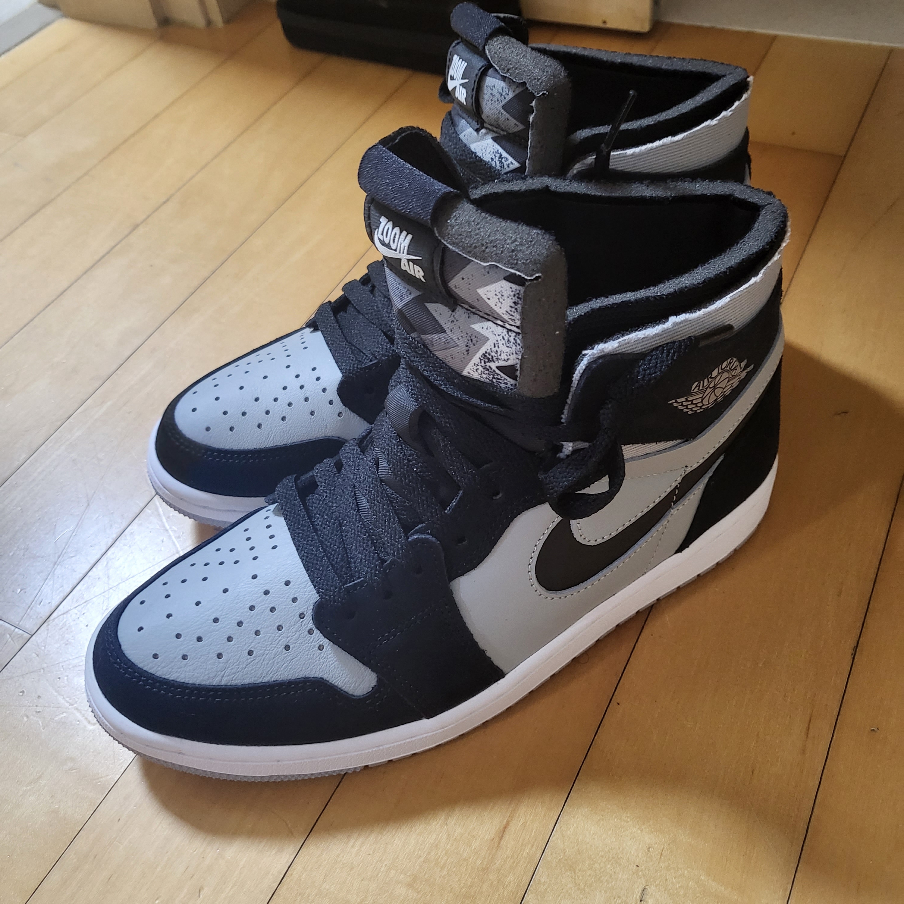 Jordan 1 Zoom Air CMFT Black Light Smoke Grey 착용 스타일