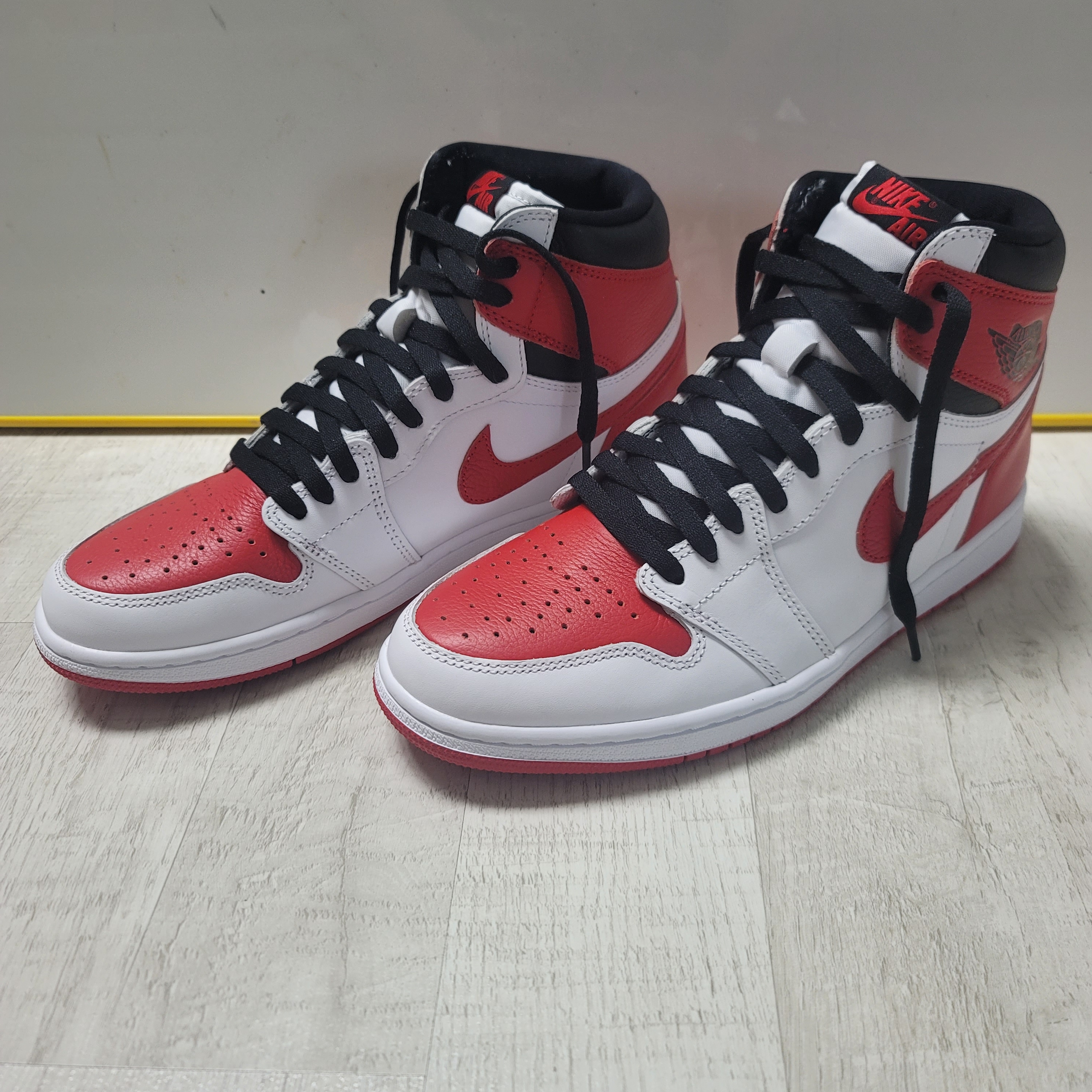 Jordan 1 Retro High OG Heritage, Jordan 1 Retro High OG Bred Toe 착용 스타일 - 1
