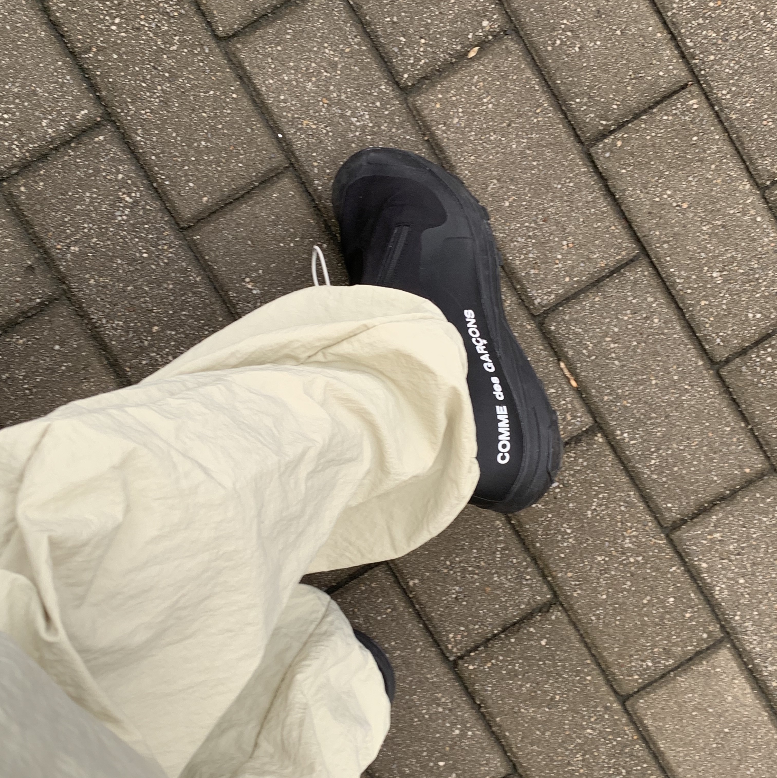 Salomon x Comme des Garcons XA-Alpine 2 Black 착용 스타일 - 1