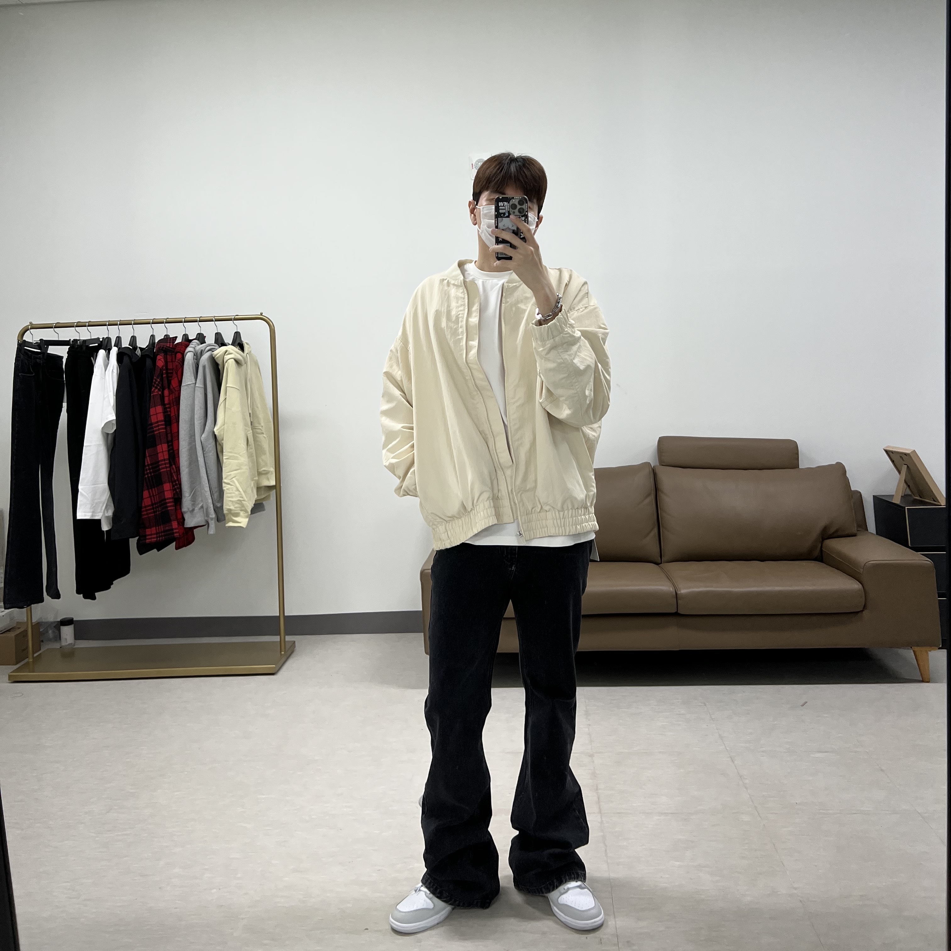 Nike Dunk Low Retro Wolf Grey, Nike x Fear of God Basketball Jacket String 착용 스타일 - 1