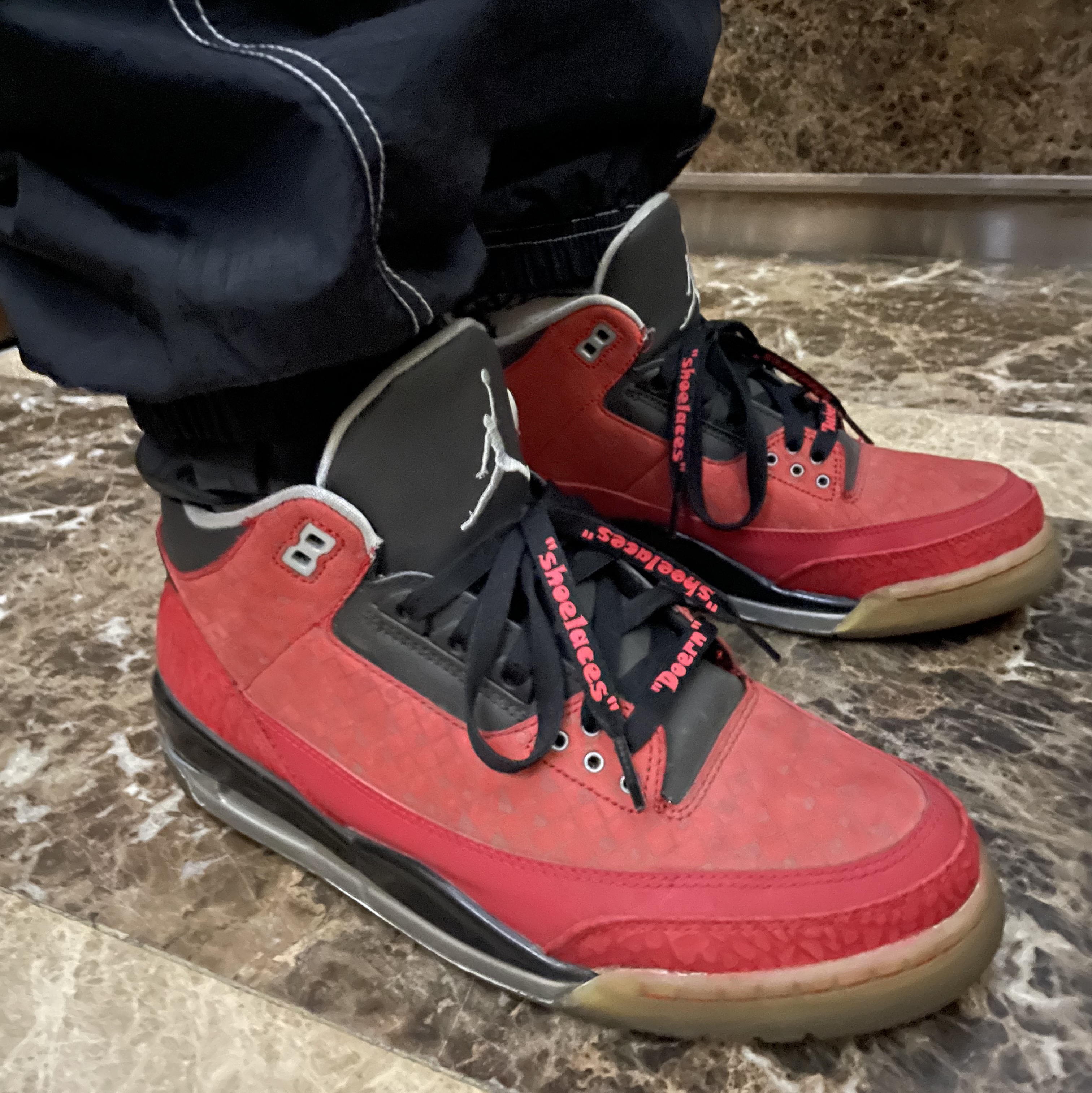 Jordan 3 Retro Doernbecher 2010 착용 스타일 - 2