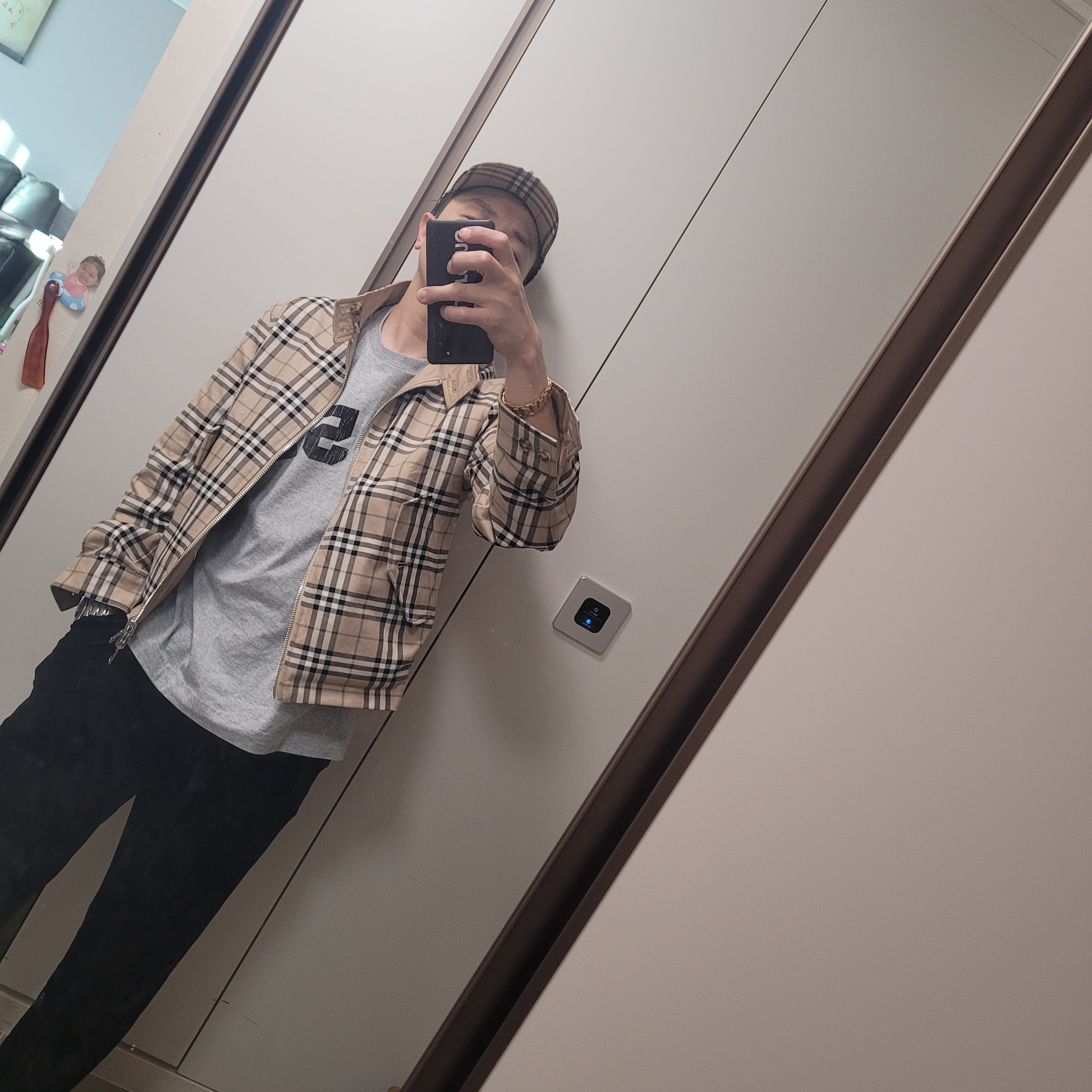 Supreme x Burberry Denim 6-Panel Washed Blue - 22SS 착용 스타일 - 1