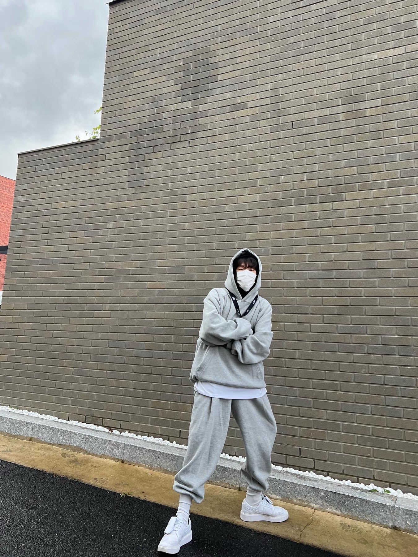 Nike x Peaceminusone Kwondo1 White 착용 스타일 - 3
