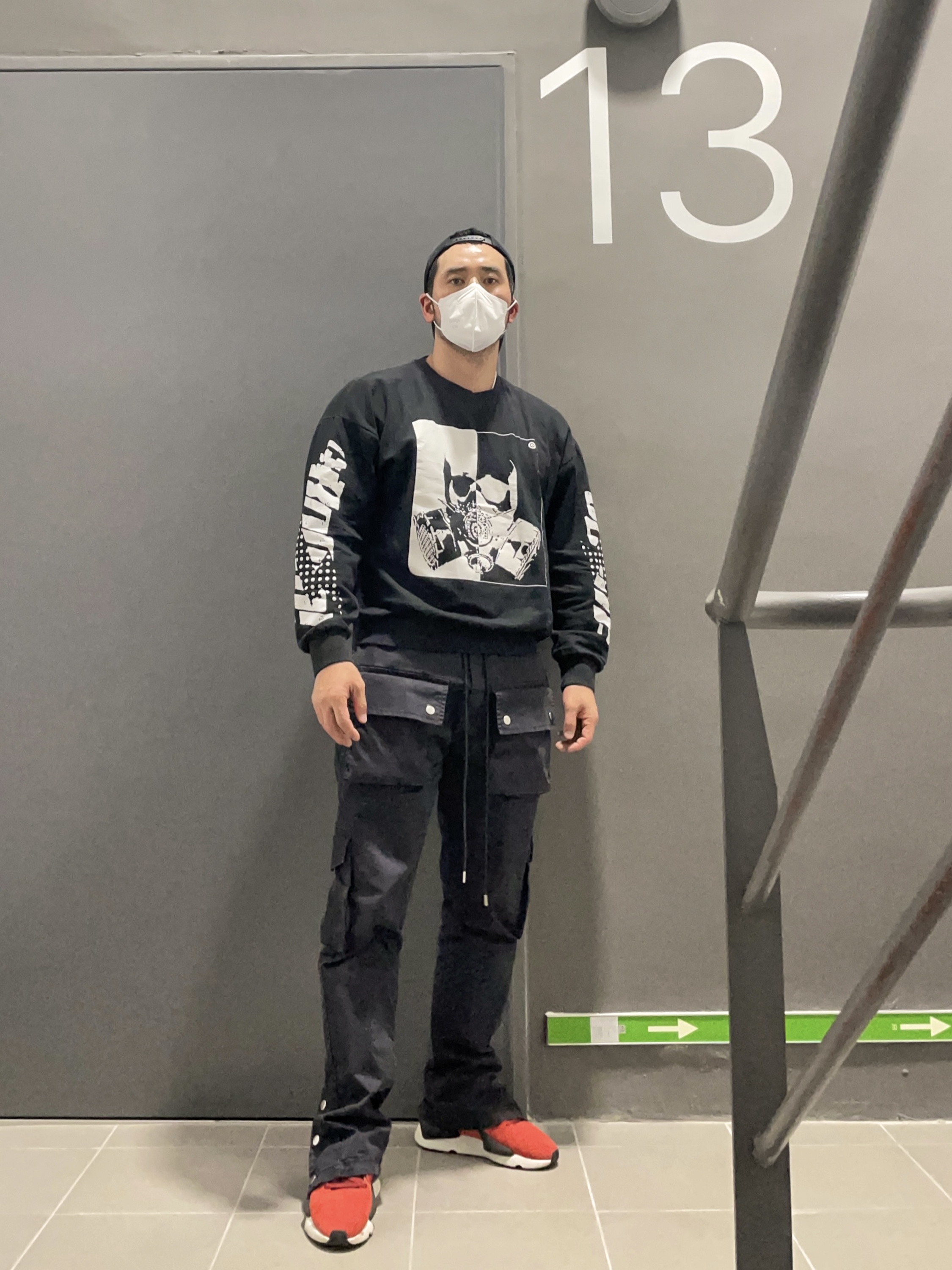 Y-3 Kaiwa Shadow Green 착용 스타일 - 3