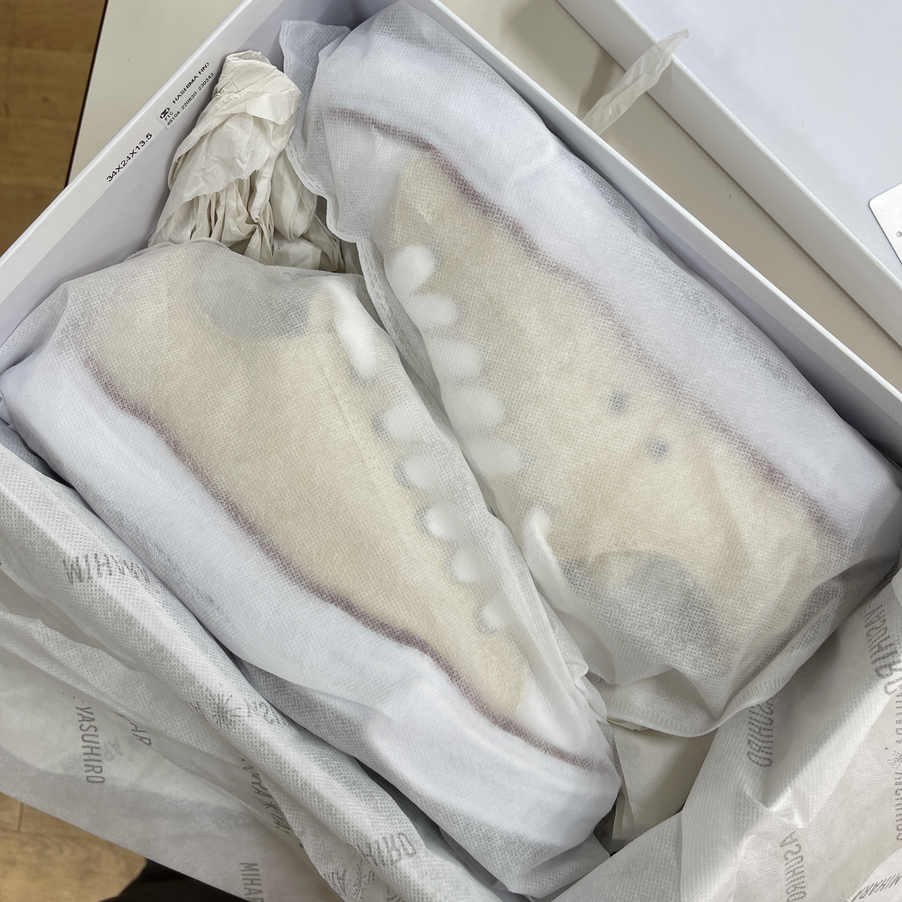 Maison Mihara Yasuhiro Peterson OG Sole Canvas Low-top Sneakers Natural 착용 스타일 - 2