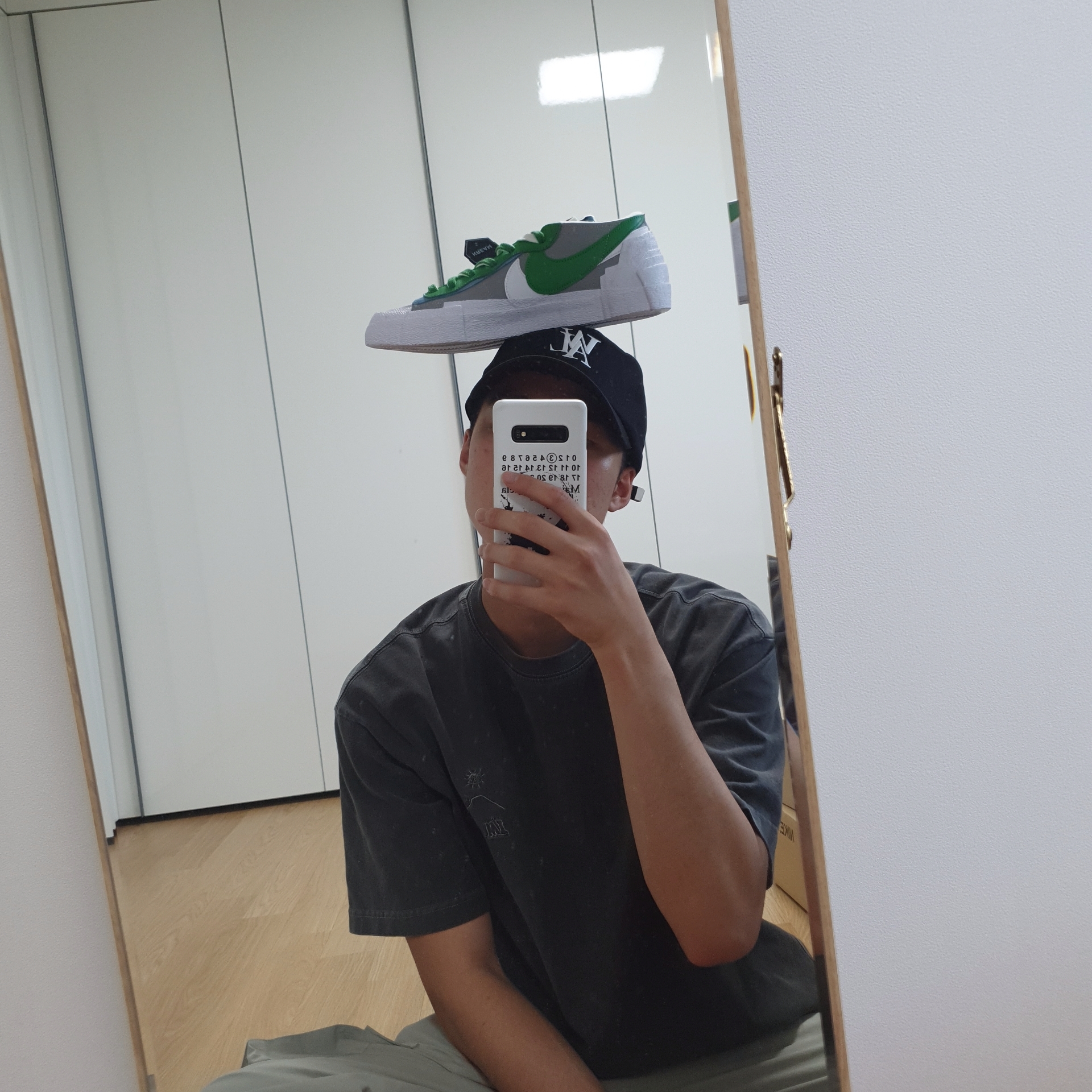 Nike x Sacai Blazer Low Classic Green 착용 스타일 - 1