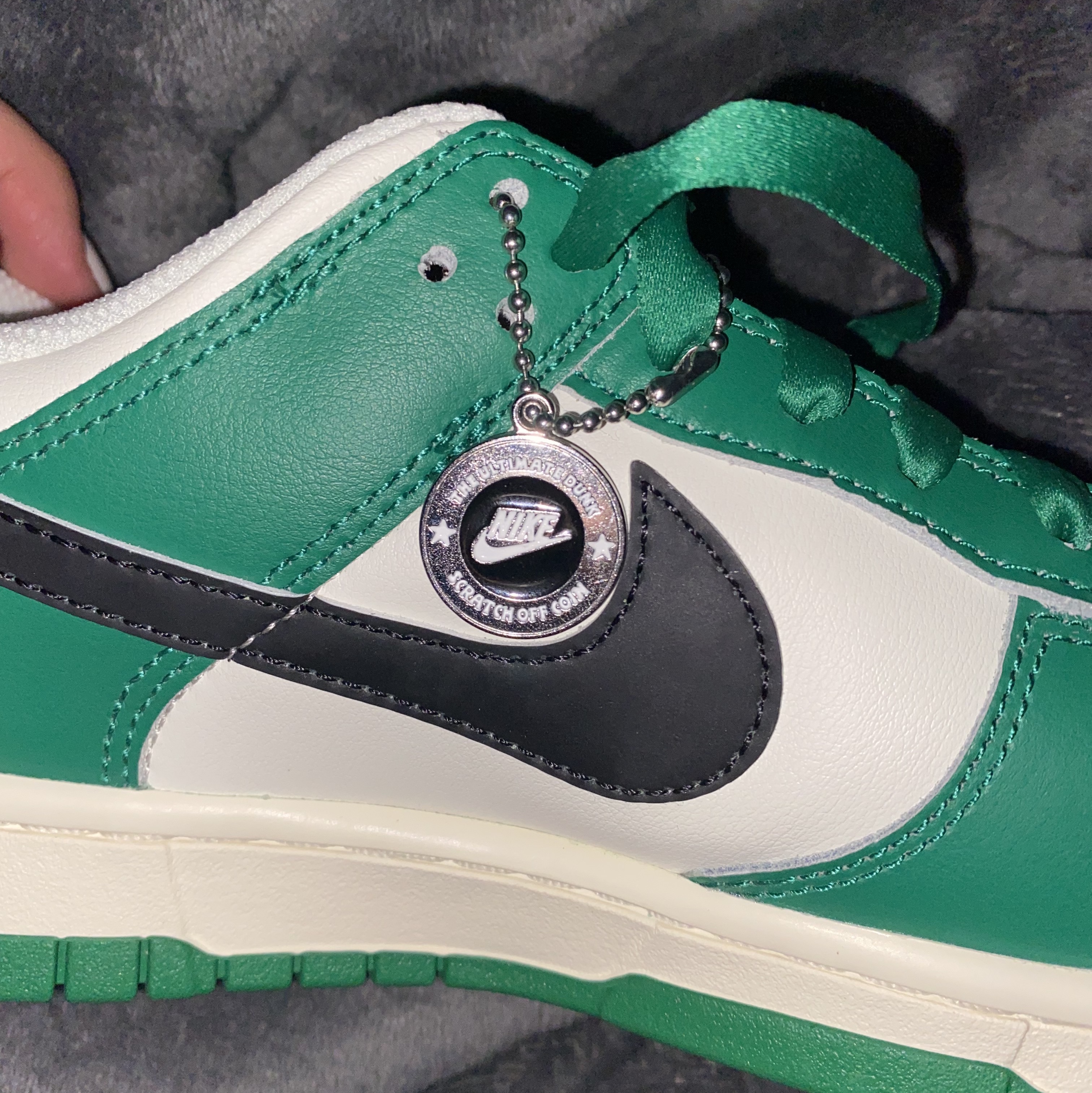 Nike Dunk Low Retro SE Jackpot Malachite 착용 스타일