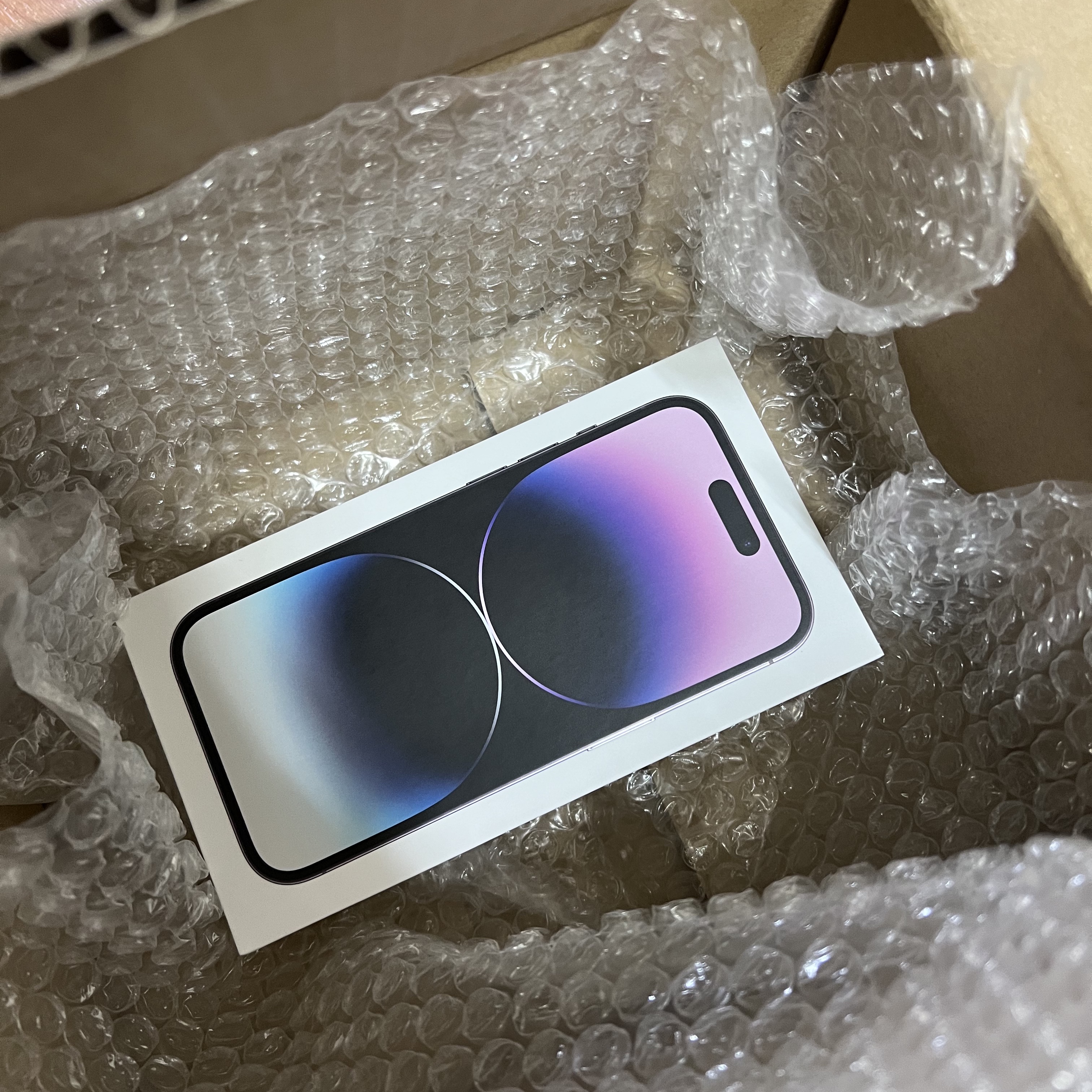 Apple iPhone 14 Pro 256GB Deep Purple (Korean Ver.) 착용 스타일