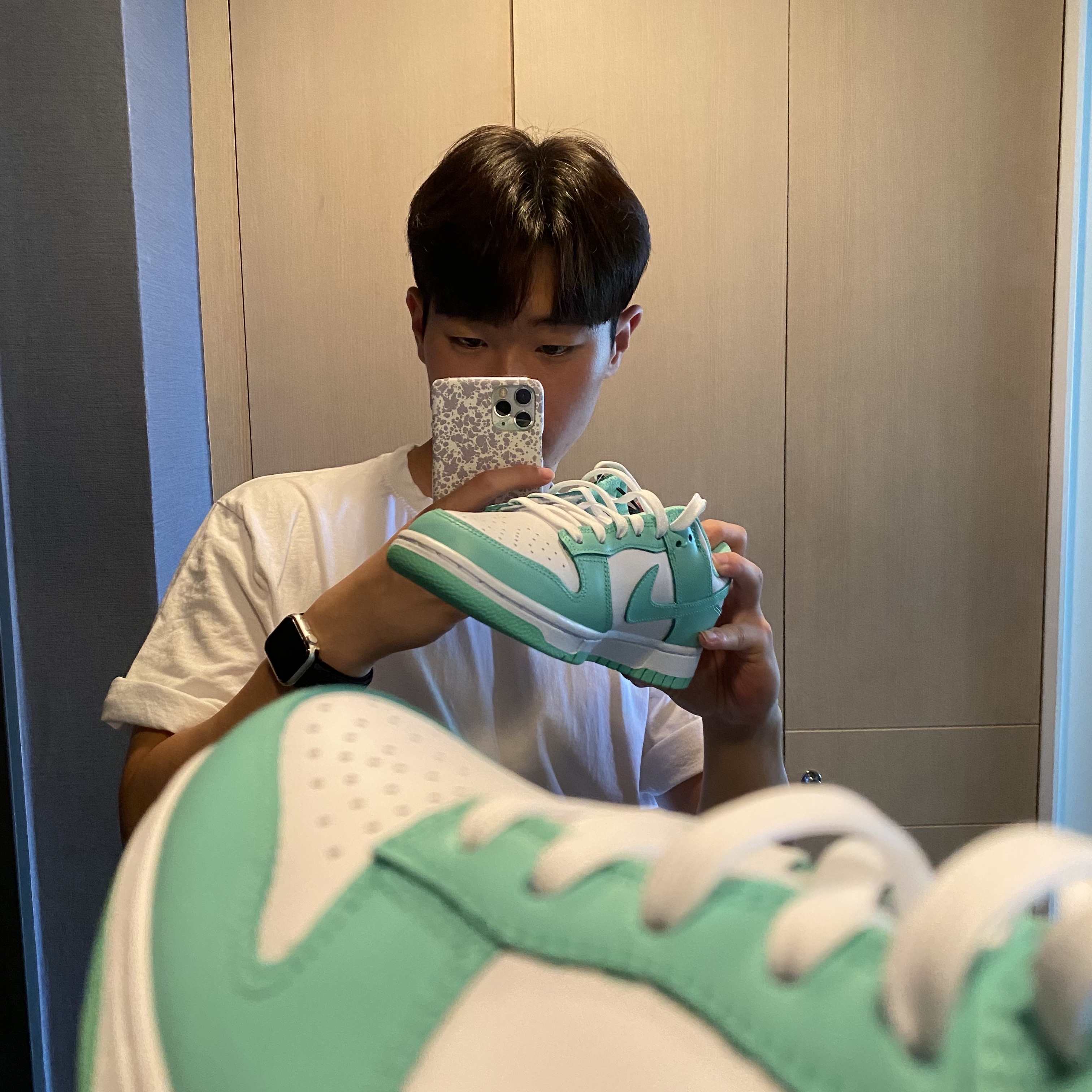 (W) Nike Dunk Low Green Glow 착용 스타일 - 1