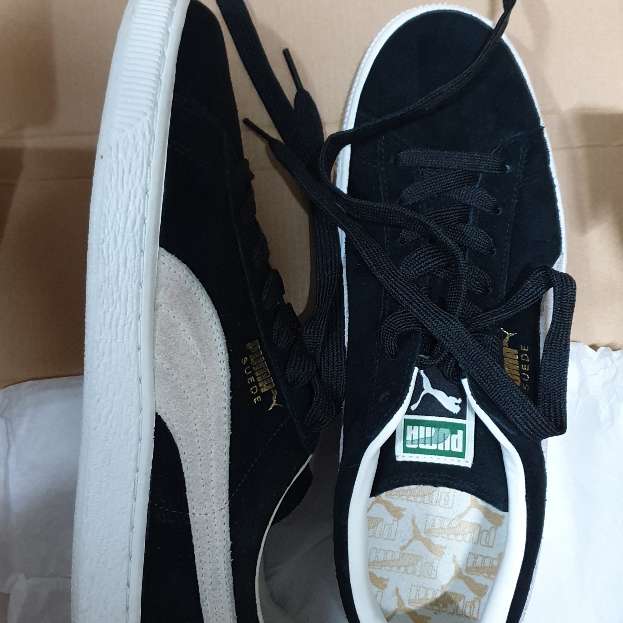 Puma Suede Classic XXI Black White 착용 스타일 - 1