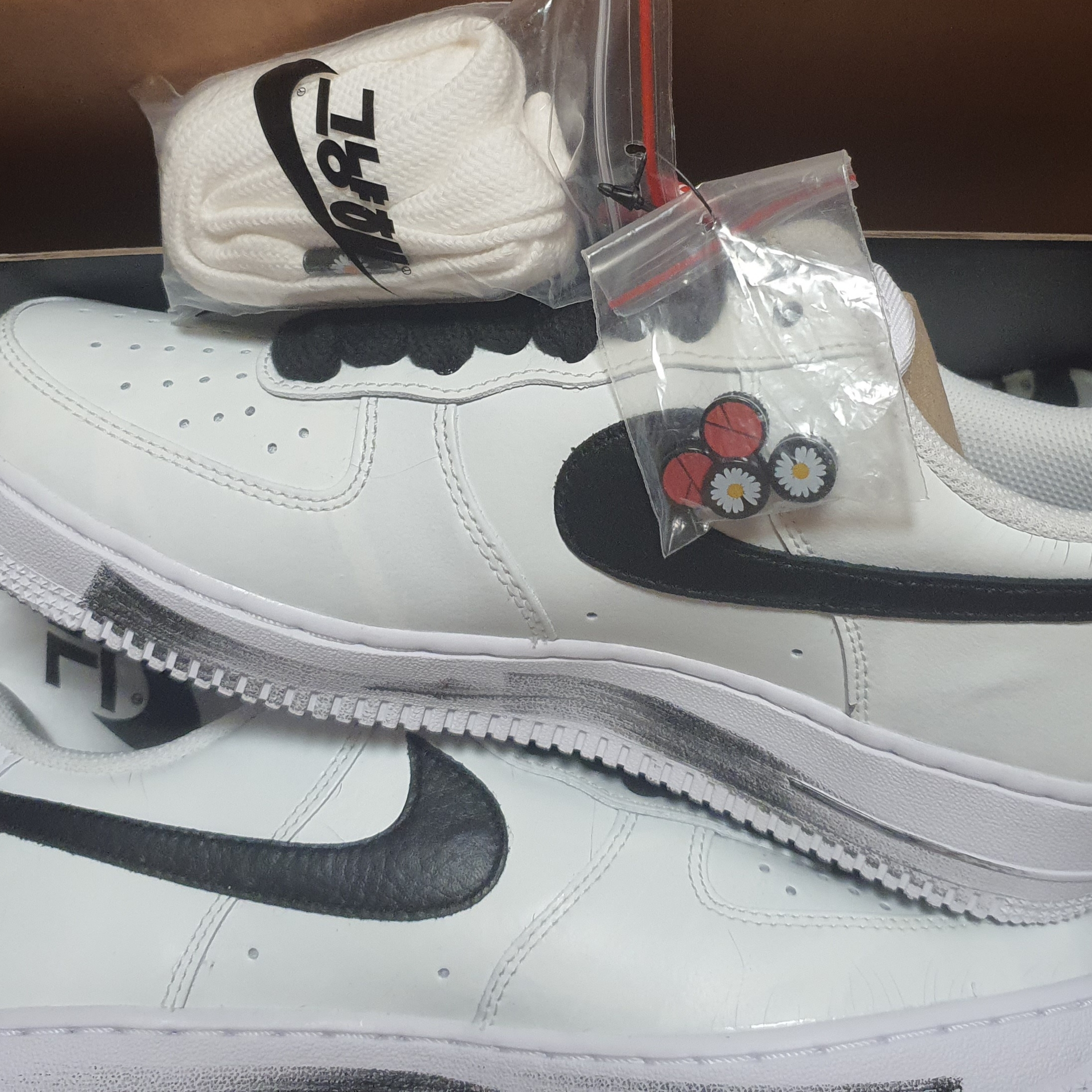 Nike x Peaceminusone Air Force 1 Low Para-Noise 2.0 착용 스타일 - 1