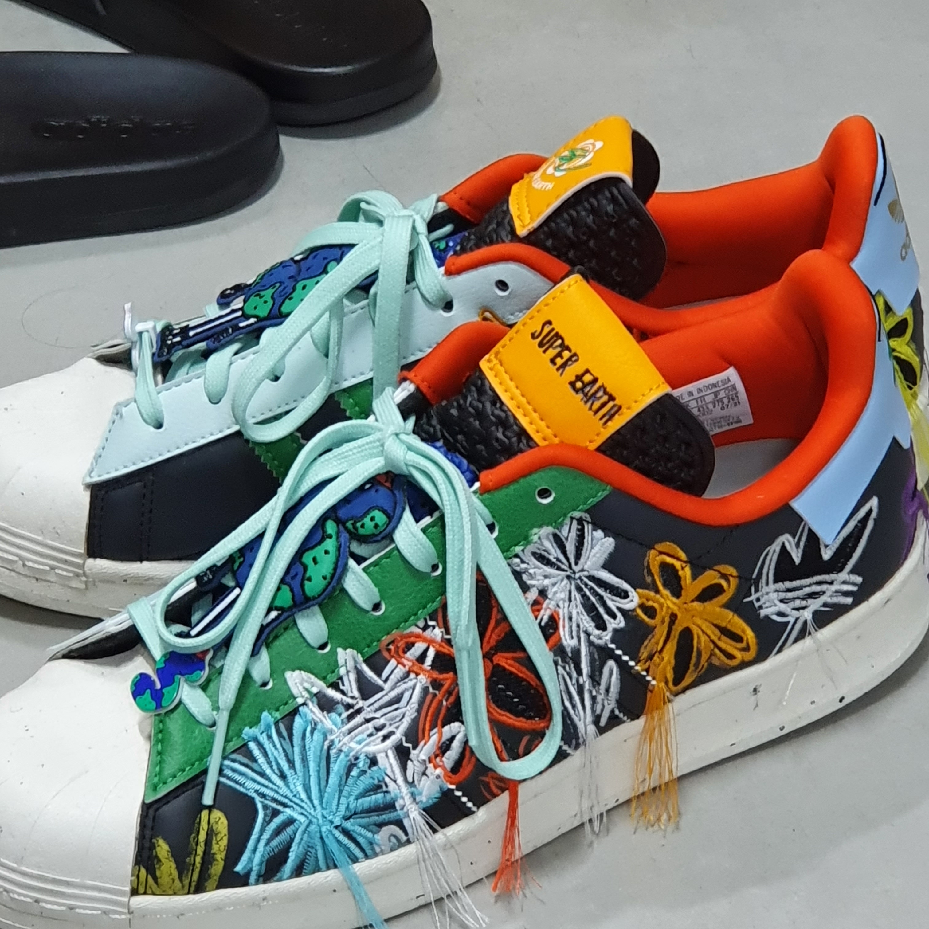 Adidas x Sean Wotherspoon Superstar Superearth Black 착용 스타일 - 1