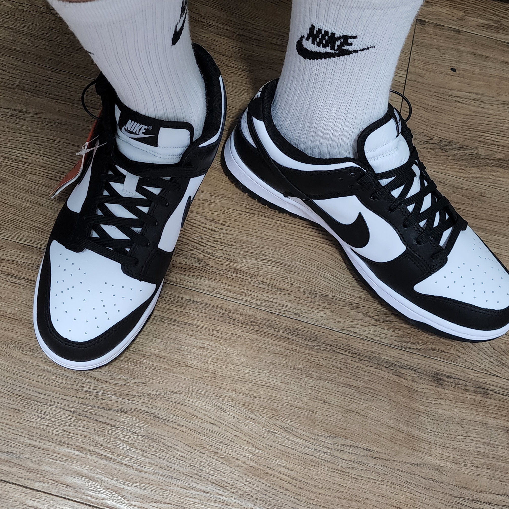 Nike Dunk Low Retro Black 착용 스타일