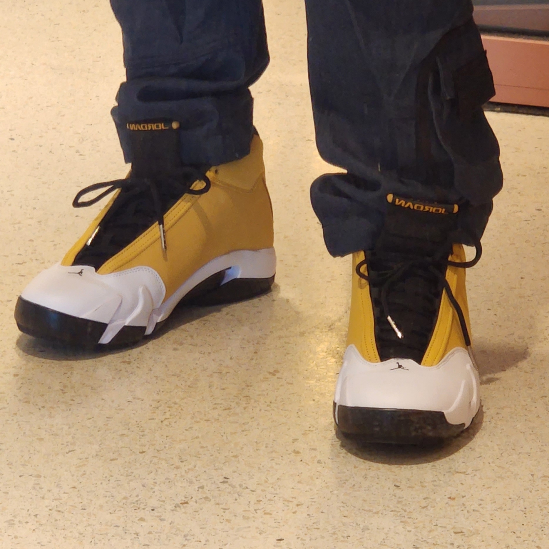 Jordan 14 Retro Light Ginger 착용 스타일 - 2