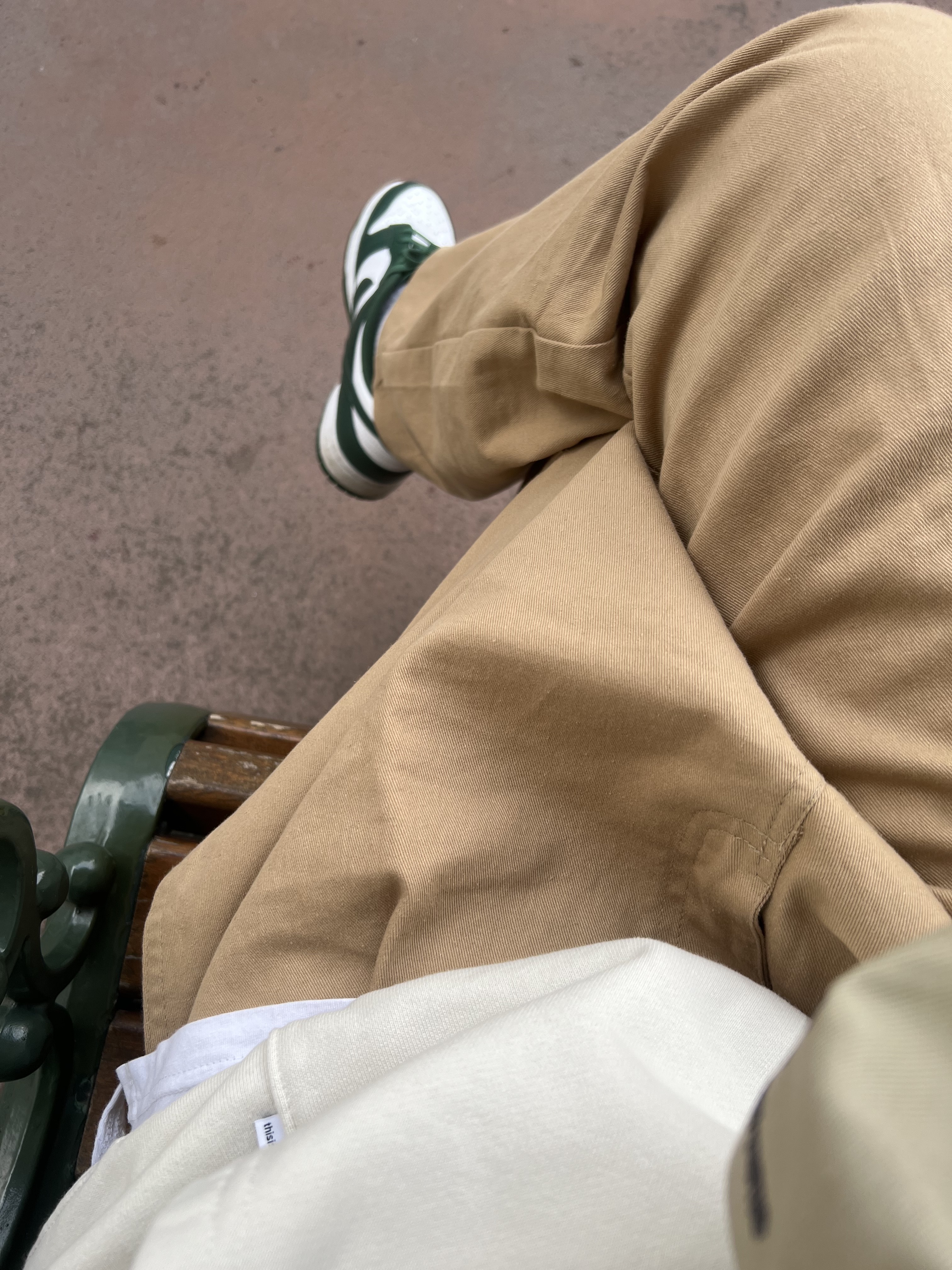Nike Dunk Low Retro Varsity Green 착용 스타일