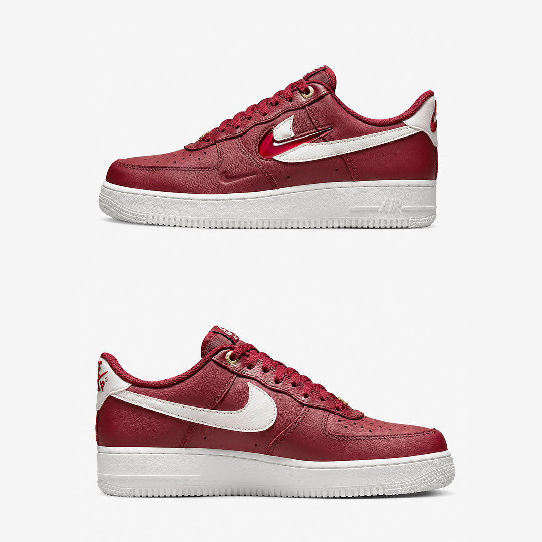 Nike Air Force 1 '07 PRM 40th Anniversary Join Forces Team Red 착용 스타일 - 3