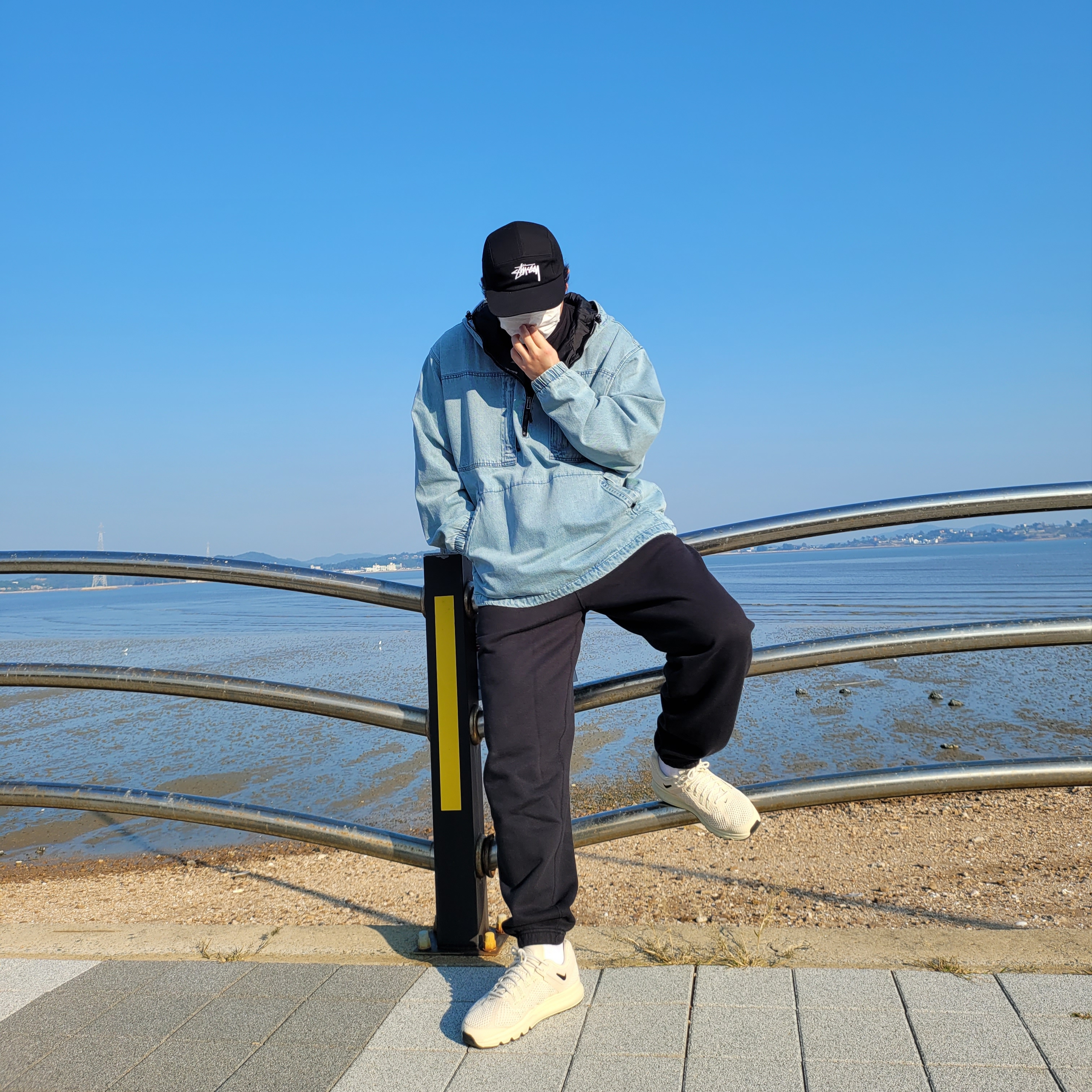 Supreme x Nike ACG Denim Pullover Washed Blue - 22FW, Nike x Stussy Air Max 2013 Fossil 착용 스타일 - 1