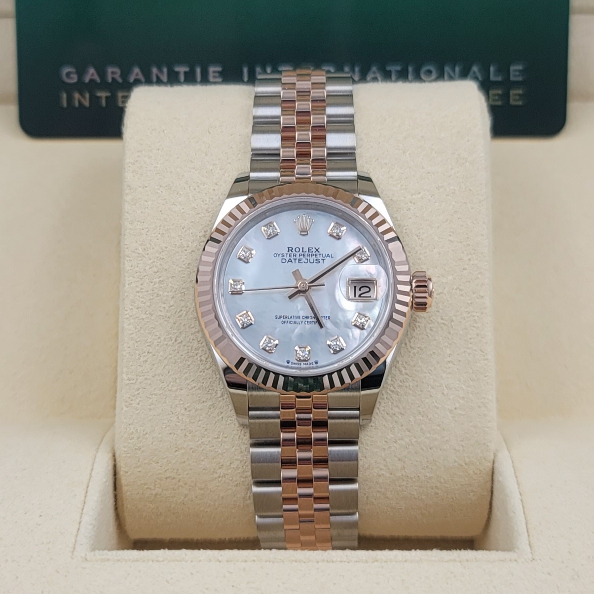 Rolex Lady-Datejust 28mm 279171 MoP Diamond-Set Jubilee 착용 스타일