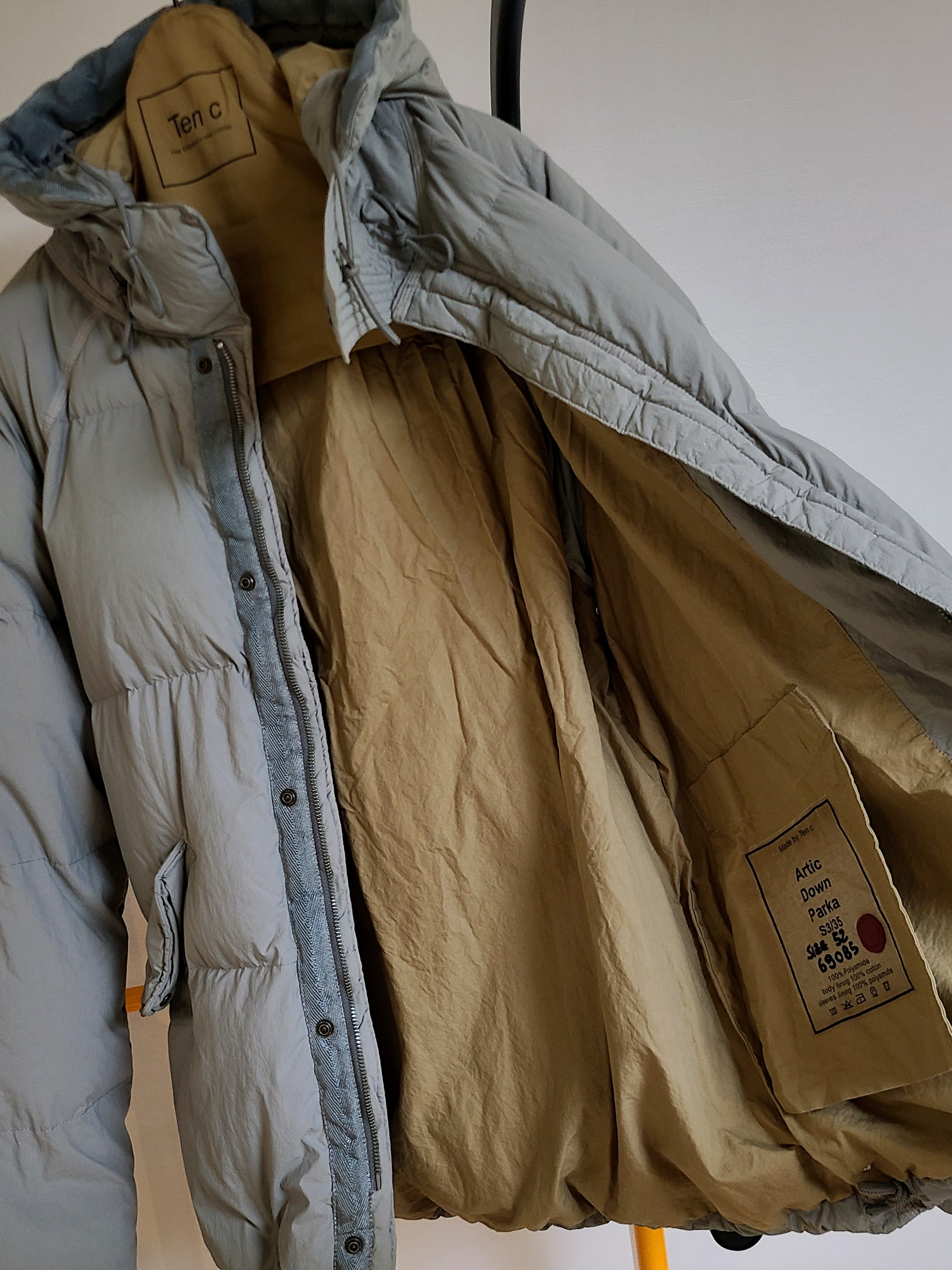 Ten C Artic Down Parka Grey 착용 스타일 - 4