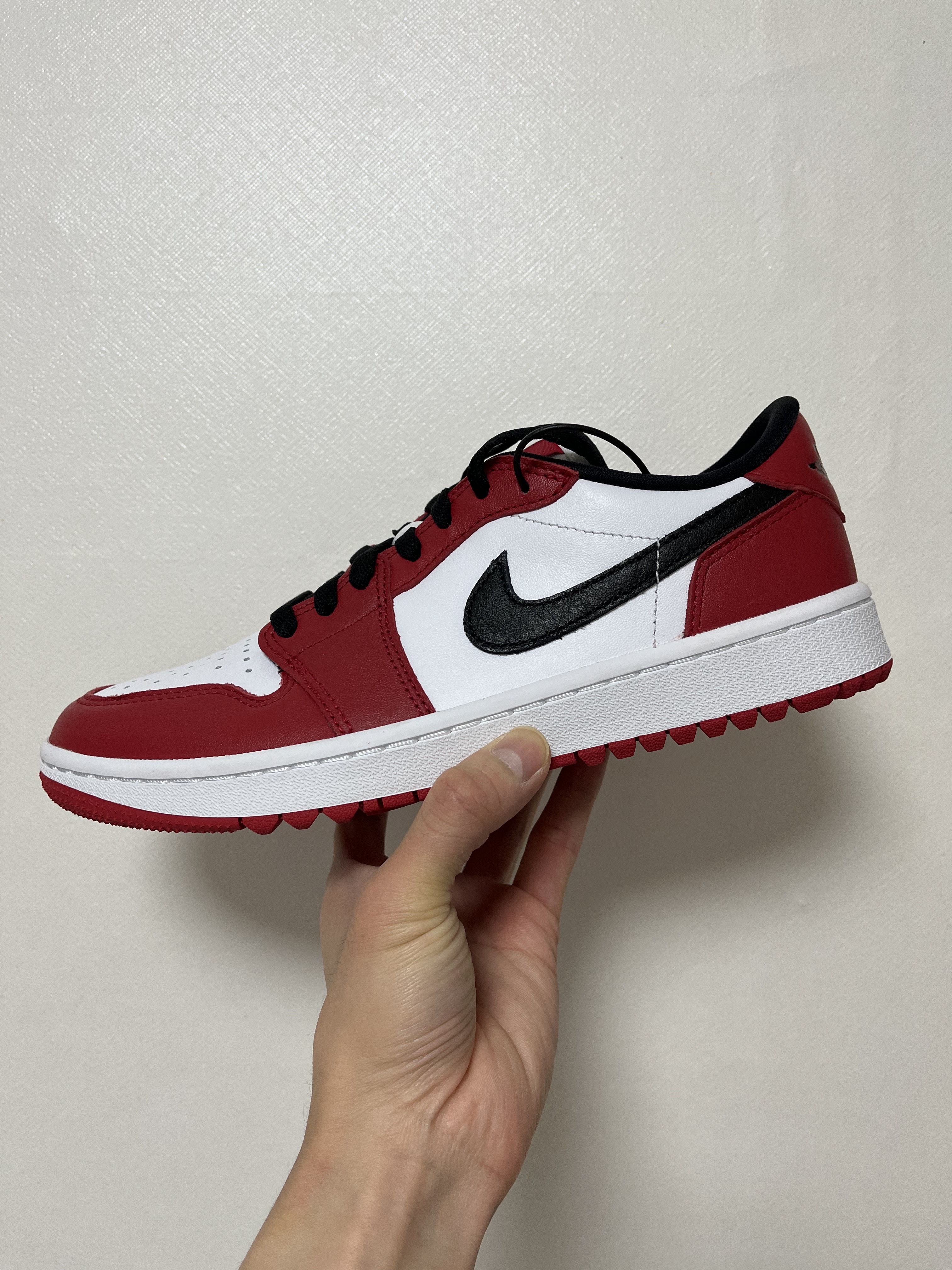 Jordan 1 Low Golf Chicago 착용 스타일