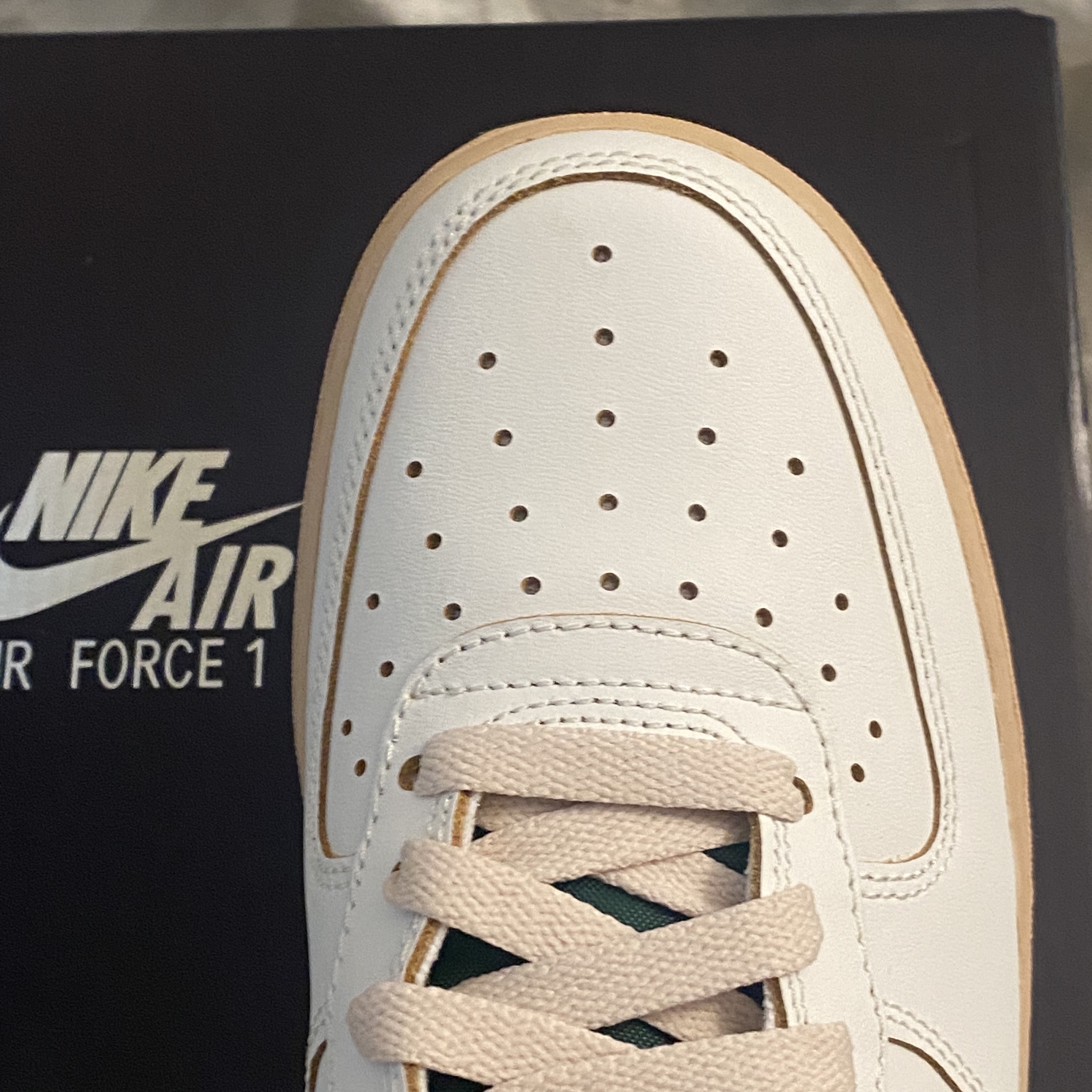 (W) Nike Air Force 1 Low Gorge Green 착용 스타일 - 3