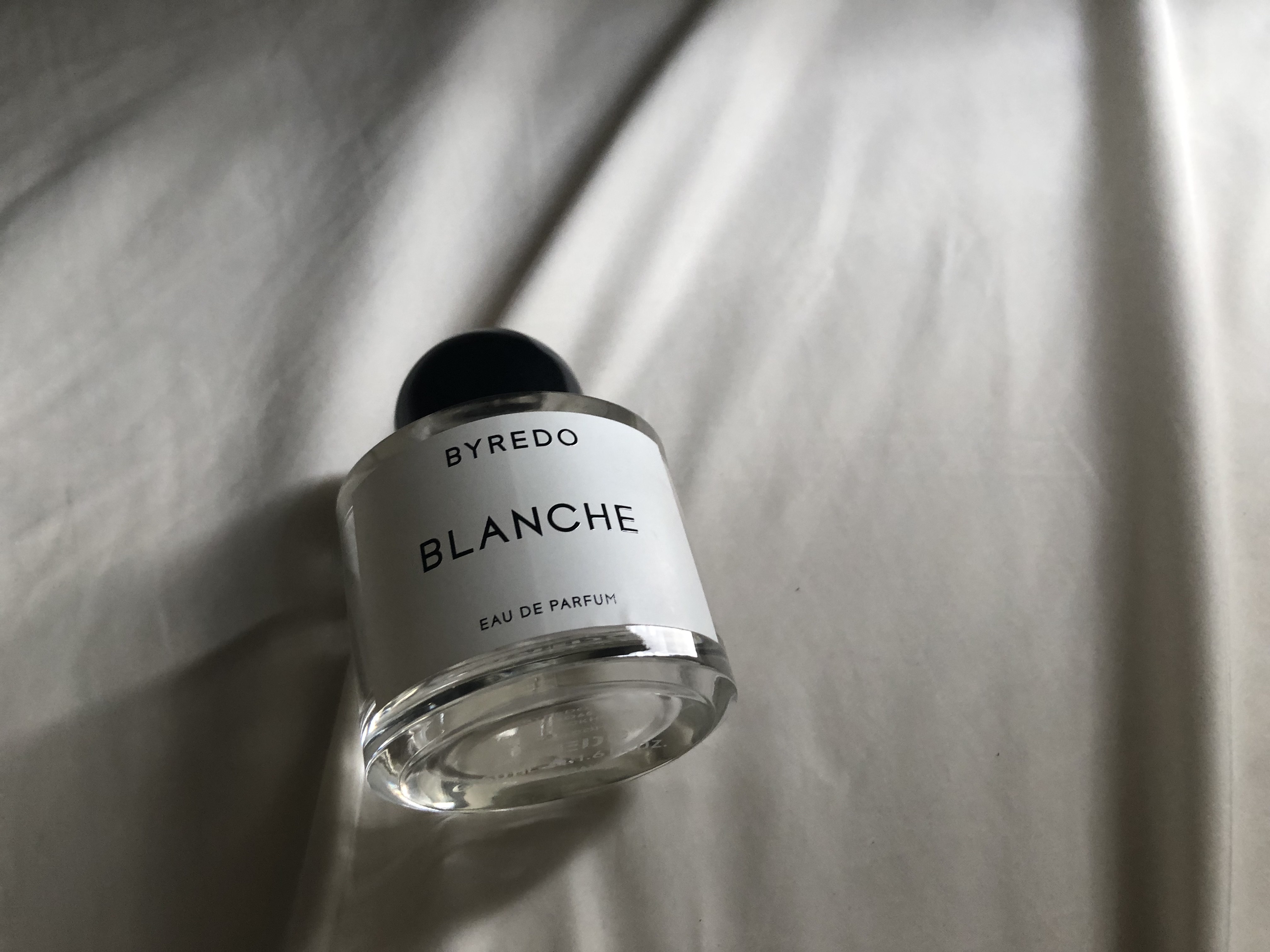 Byredo Blanche Eau De Parfum 50ml, Jordan 1 x Travis Scott x Fragment Retro Low OG SP Military Blue 착용 스타일 - 3