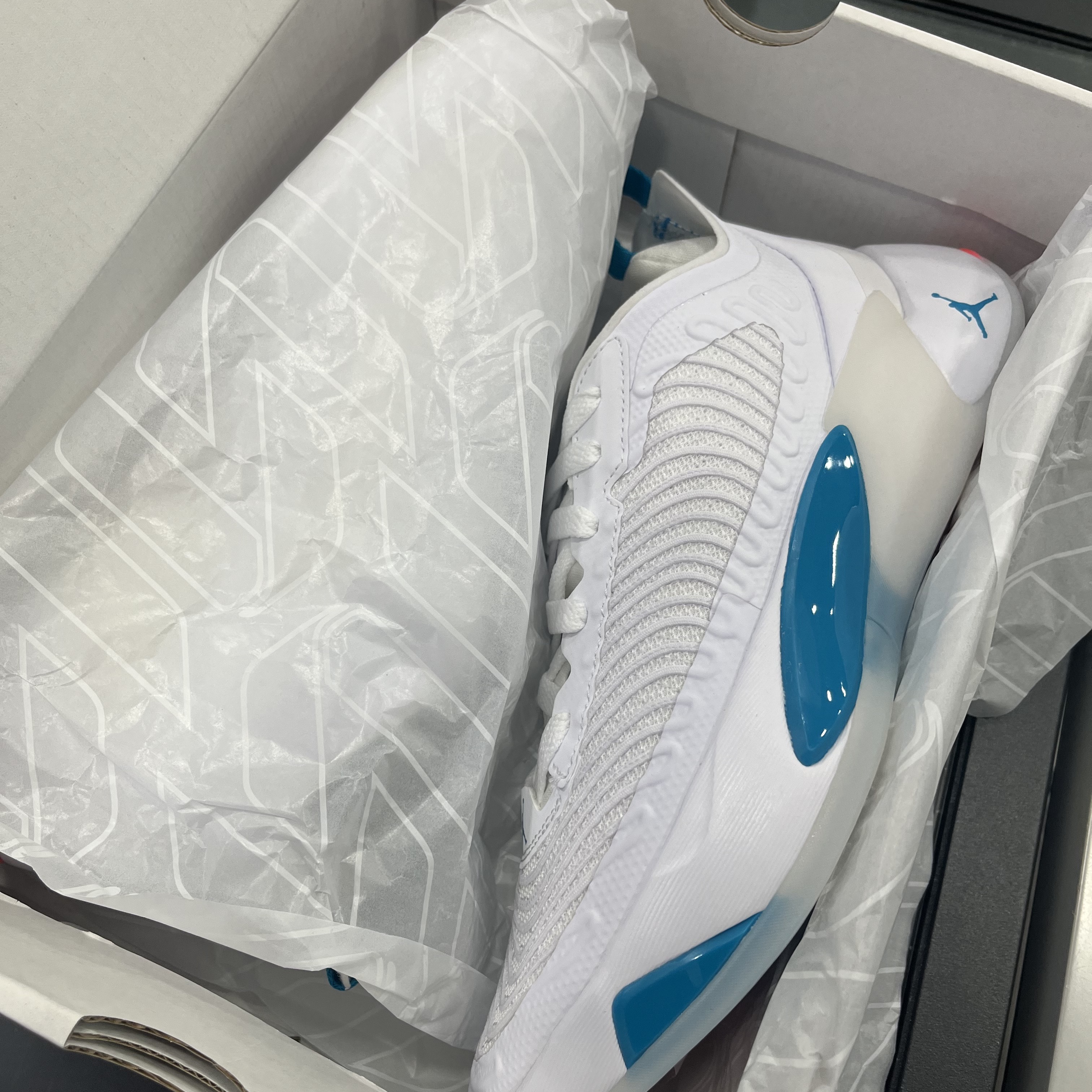 Jordan Luka 1 PF Neo Turquoise 착용 스타일 - 3