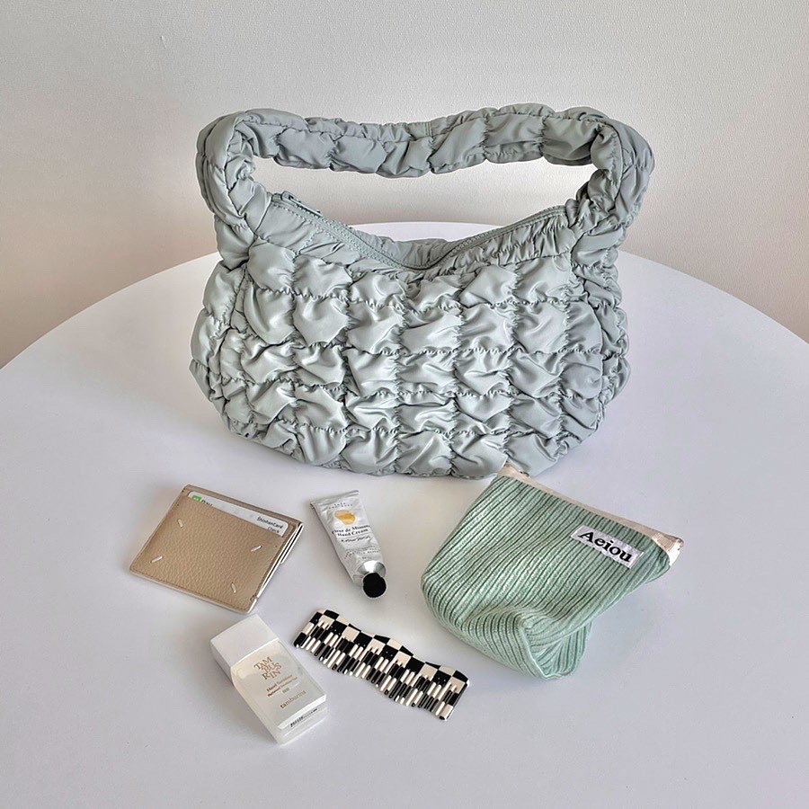 COS Quilted Mini Bag Dusty Green 착용 스타일