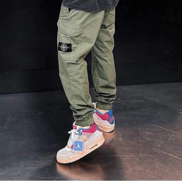 Jordan 4 x Union Retro Guava Ice 착용 스타일 - 1