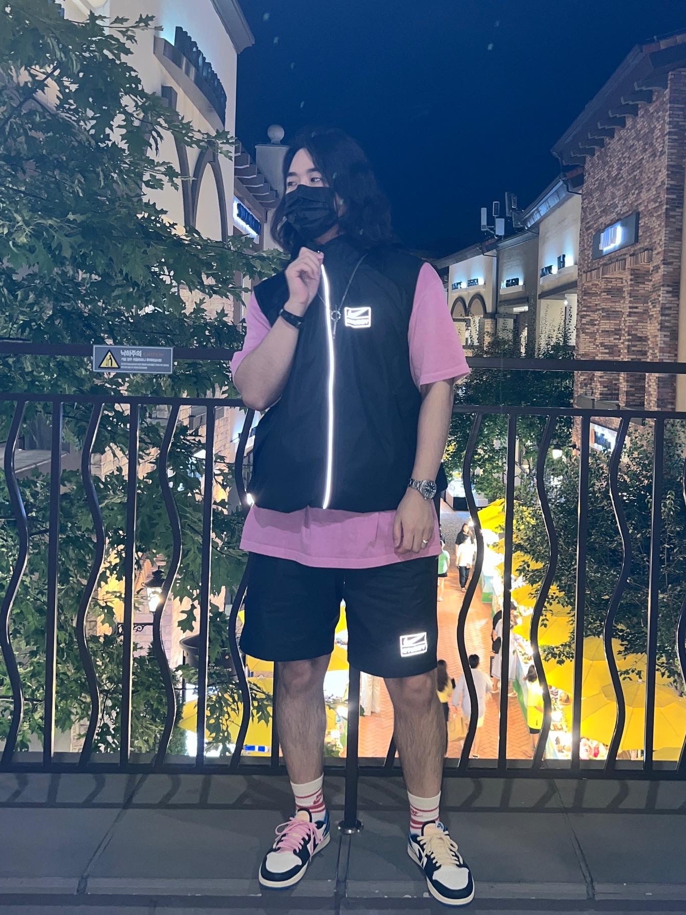 Jordan 1 x Travis Scott x Fragment Retro Low OG SP Military Blue, Nike x Stussy NRG FL Storm-Fit Pants Black (DO7170-010) 착용 스타일 - 1