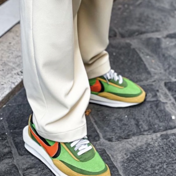 Nike x Sacai LDWaffle Green Multi 착용 스타일 - 1