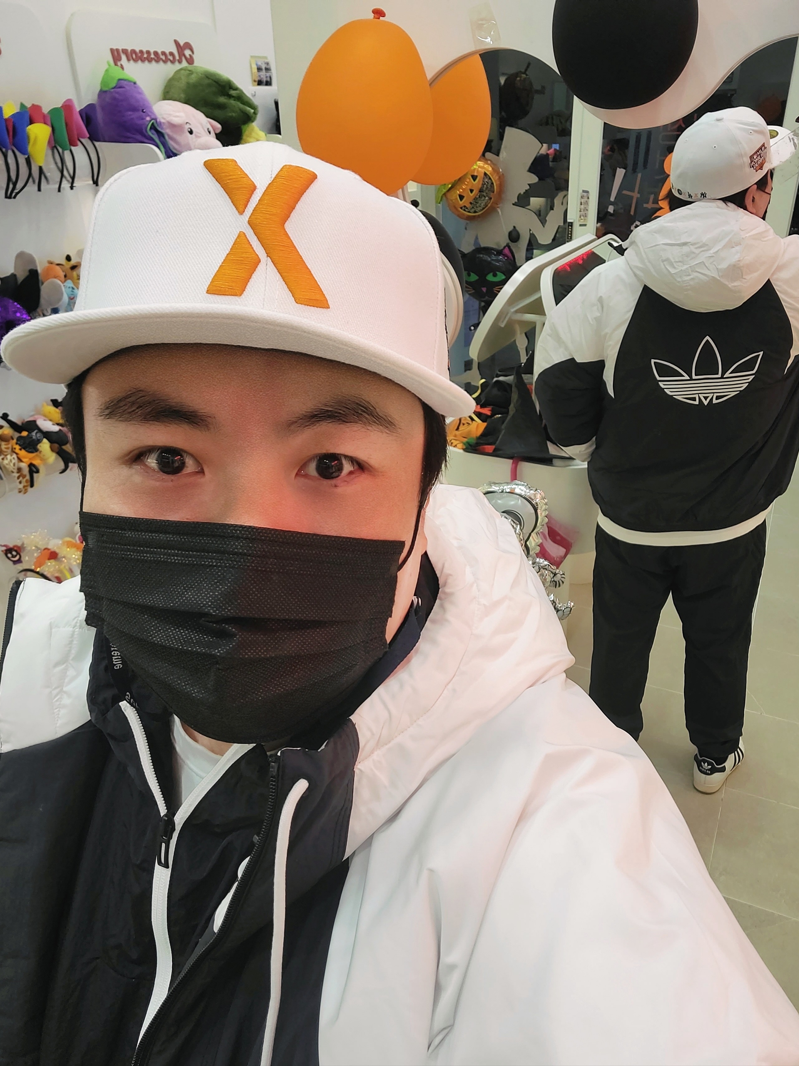 Adidas x Taegeukdang Superstar White Black, Nike Dunk Low SP Brazil 2020 착용 스타일 - 1