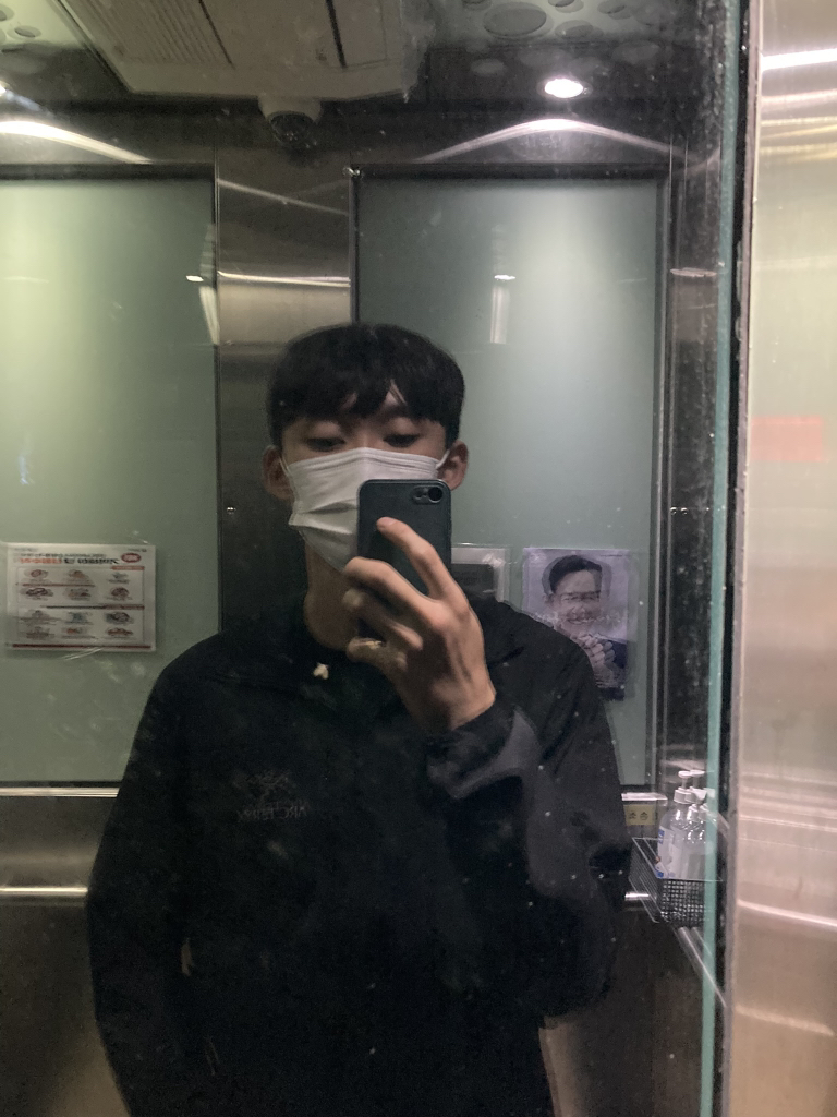 KREAM 프로필 이미지